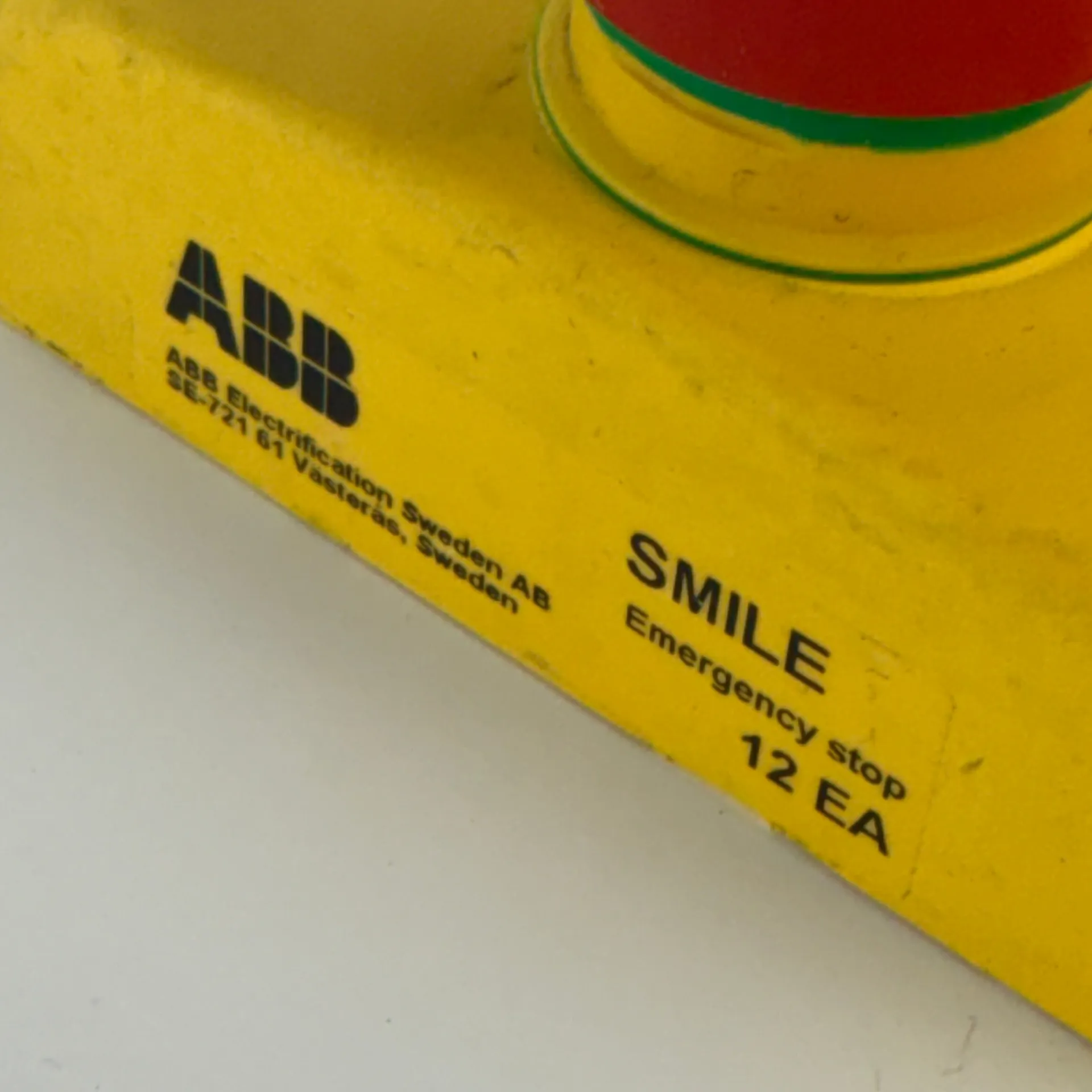 ABB Jokab Safety 2TLA030051R0200 SMILE 12 EA Emergency Stop Switch 24VDC - Thumbnail 3