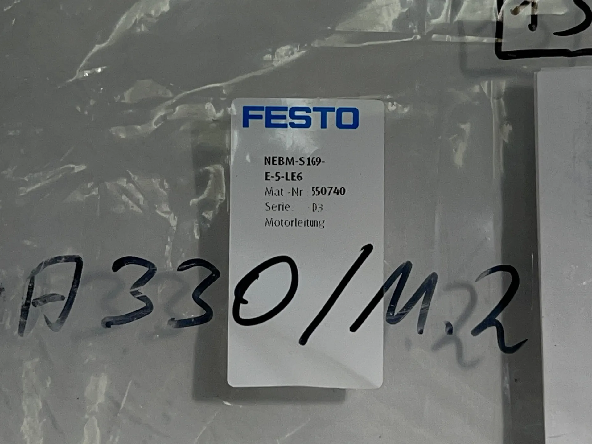 Festo NEBM-S169-E-5-LE6 Connecting Cable 550740