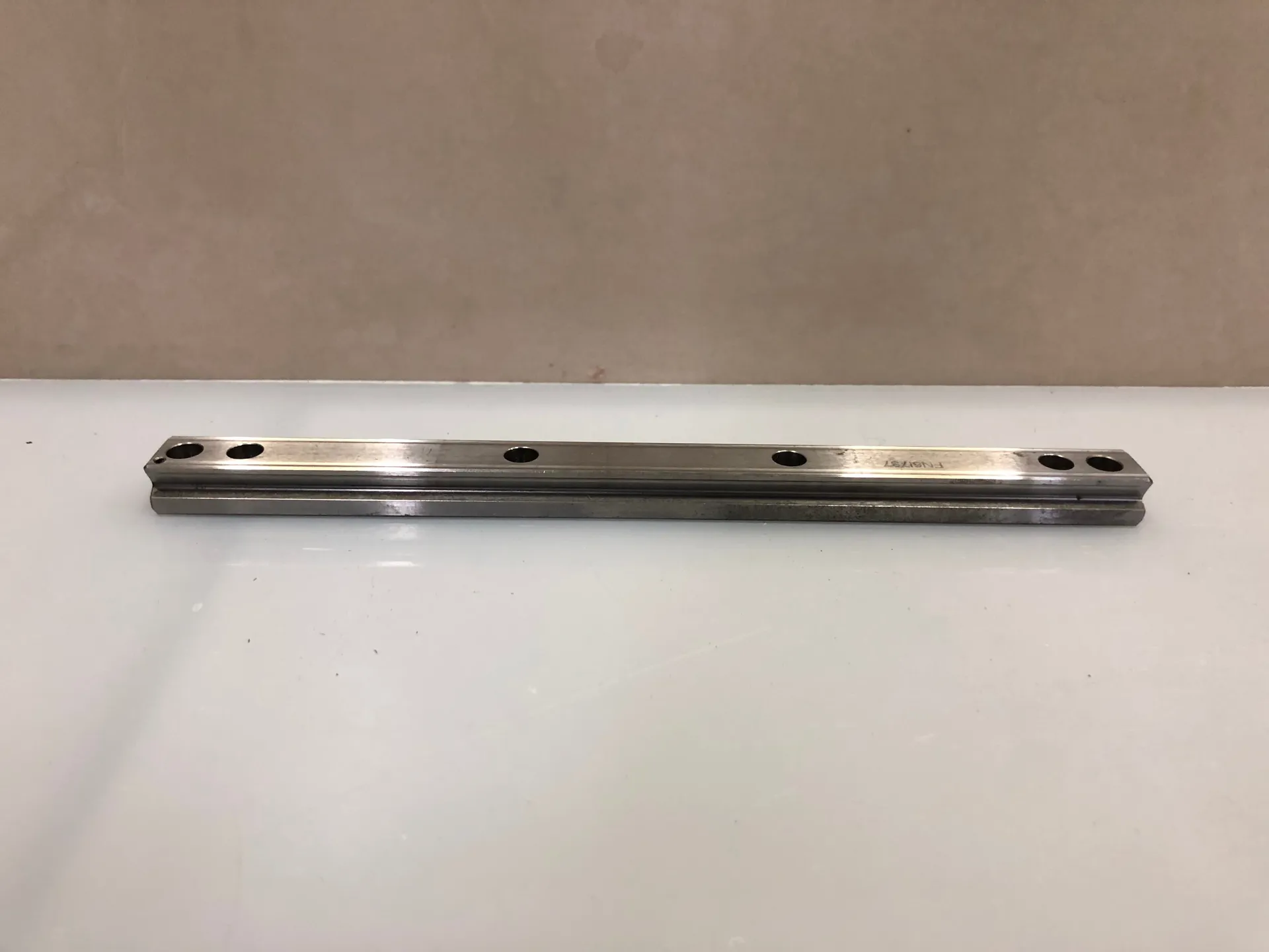 THK Linear Guide Rail 220mm – Model FN6I737 Precision Rail - Thumbnail 2