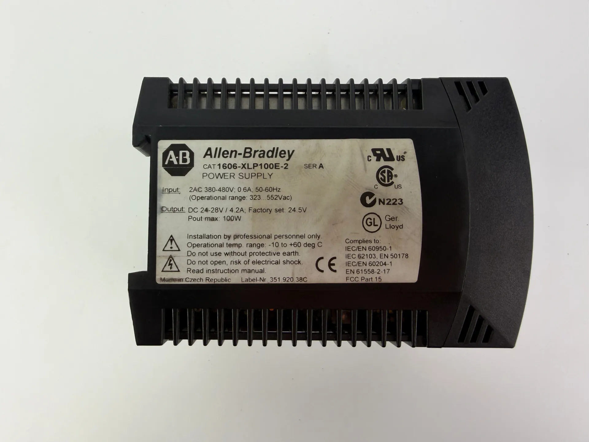 Allen-Bradley 1606-XLP100E-2 Power Supply 24-28V DC 4.2A 100W 380-480V AC - Image 1