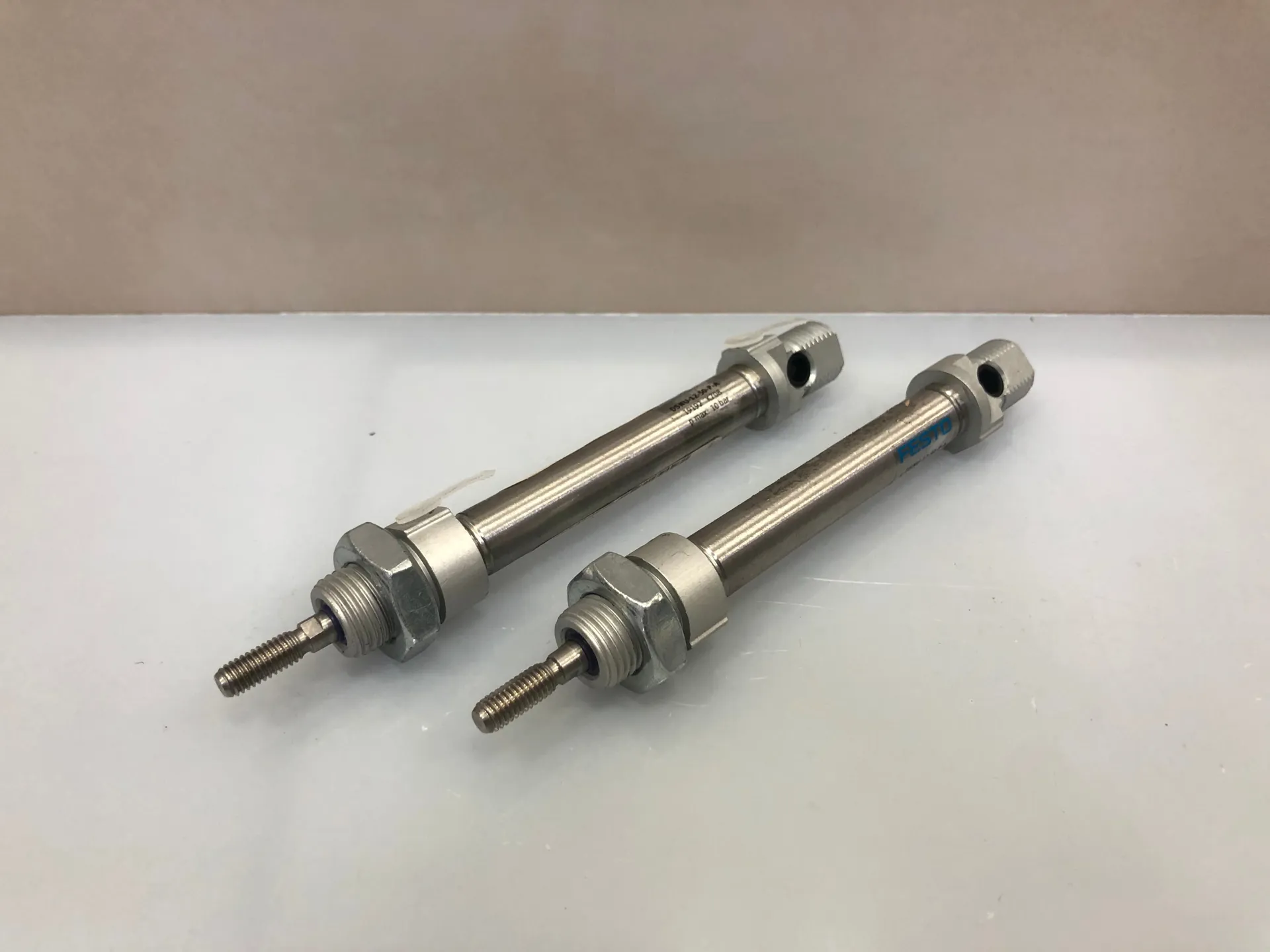 Festo DSNU-12-50-P-A Pneumatic Cylinder 19192 - Thumbnail 2