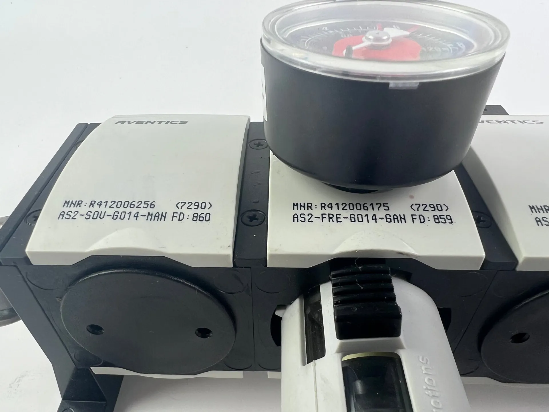 Aventics Pressure Regulating Valves R412006256 R412006175 R412006380 R412006272 R412006250 + R412010767 - Thumbnail 6