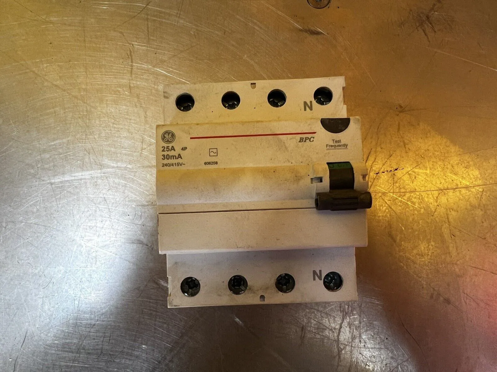 General Electric 606208 BPC Residual Current Circuit Breaker (RCCB) – 25A, 30mA, 230/400V, 4P - Image 1
