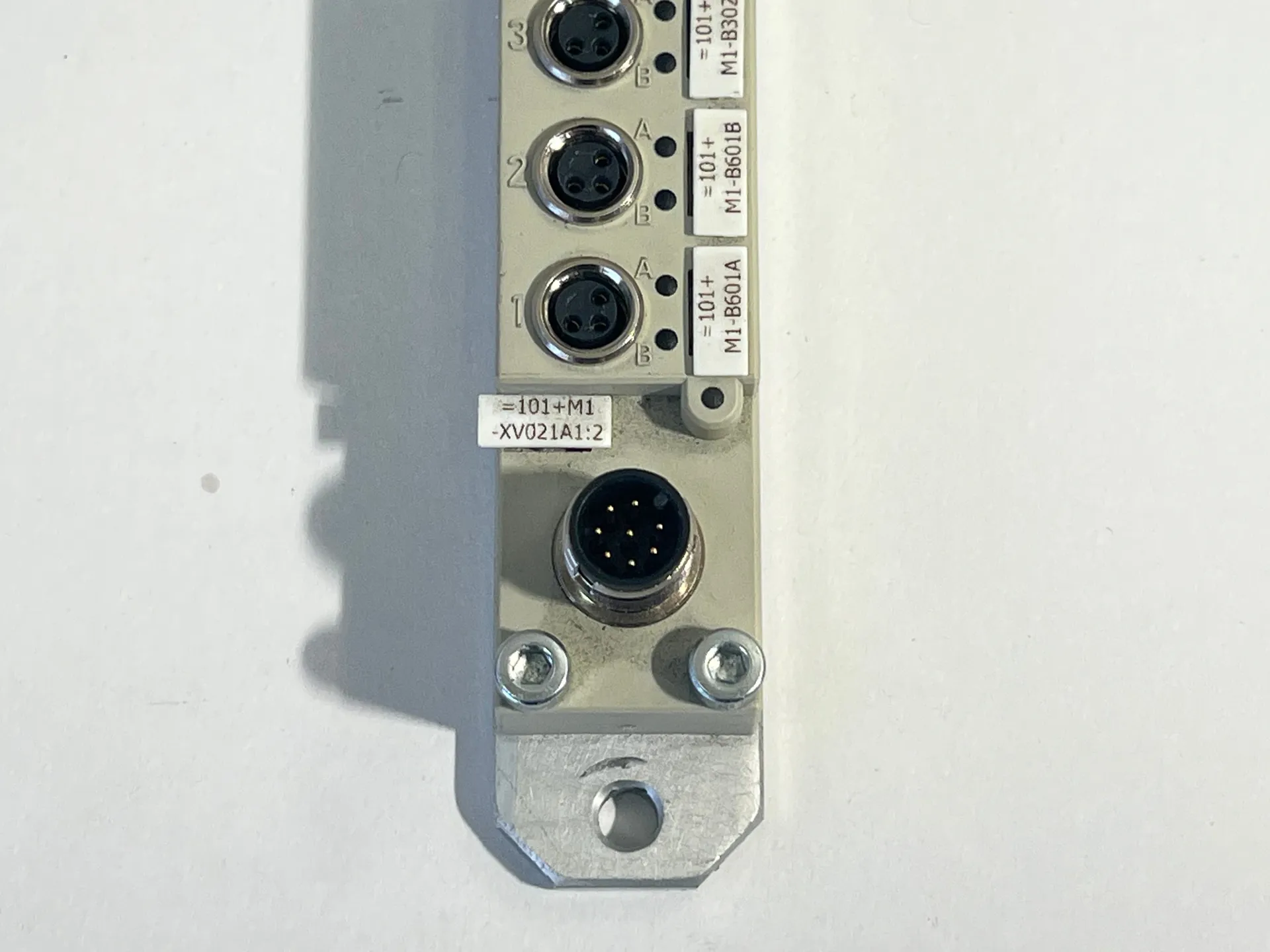 1x Weidmüller 1828740000 4-Port Slim Line M8 Distribution Terminal Block - Thumbnail 4