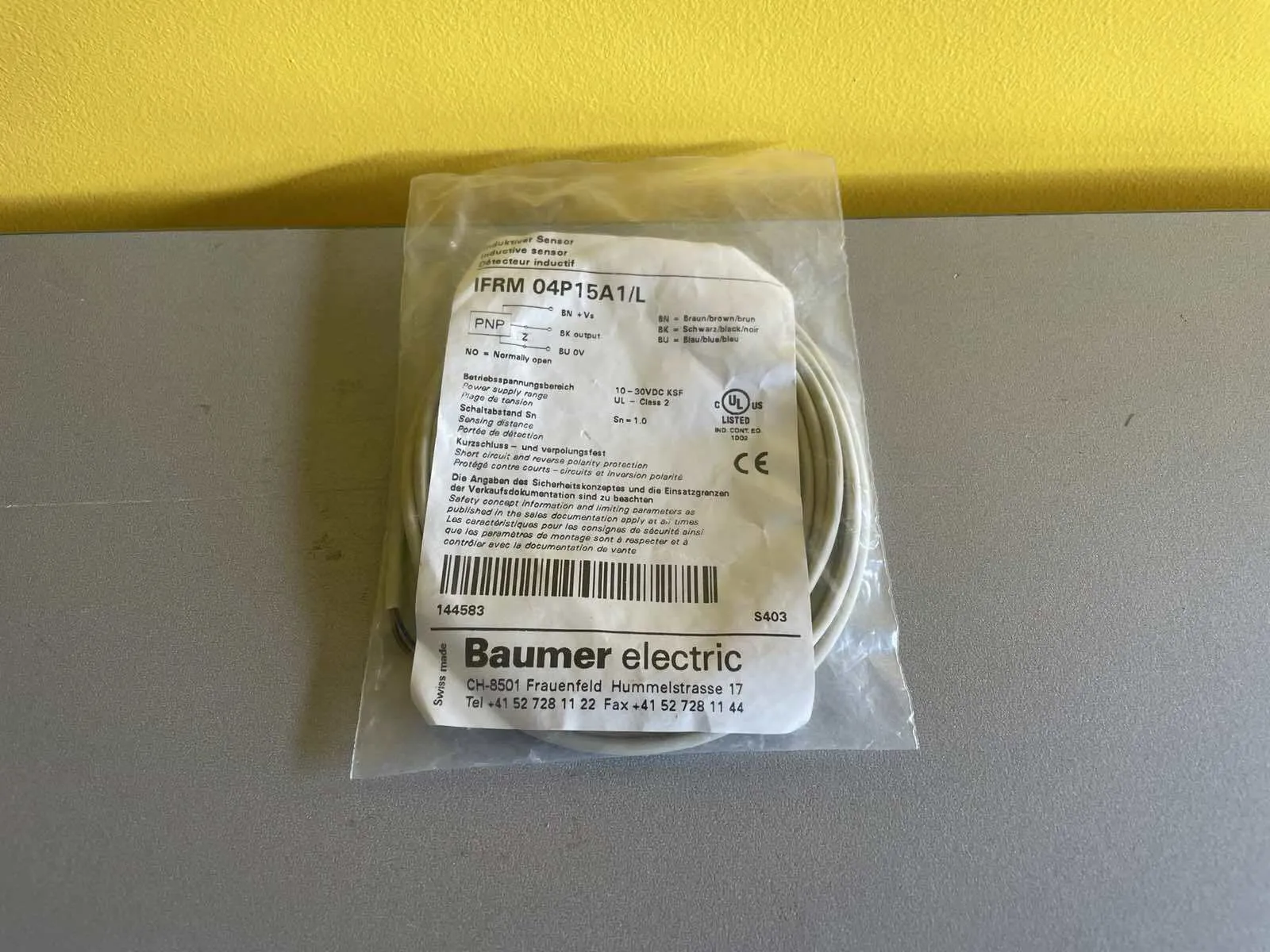Baumer Electric IFRM 04P15A1/L Flush Mount Inductive Proximity Sensor - Thumbnail 2