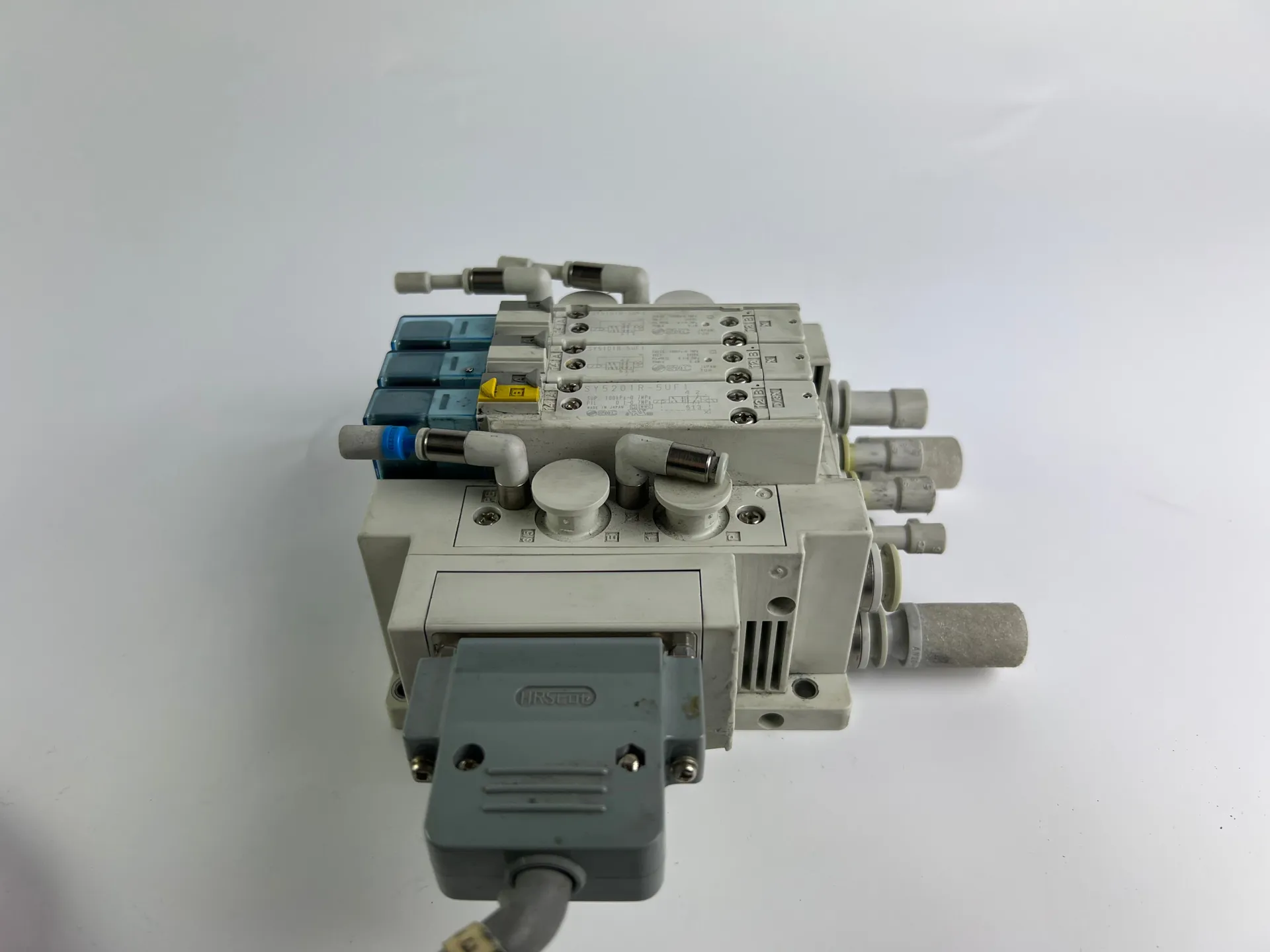 SMC SS5Y5-10-5880 Manifold + 2x SY5101R-5UF1 + 1x SY5201R-5UF1 Valves - Thumbnail 8