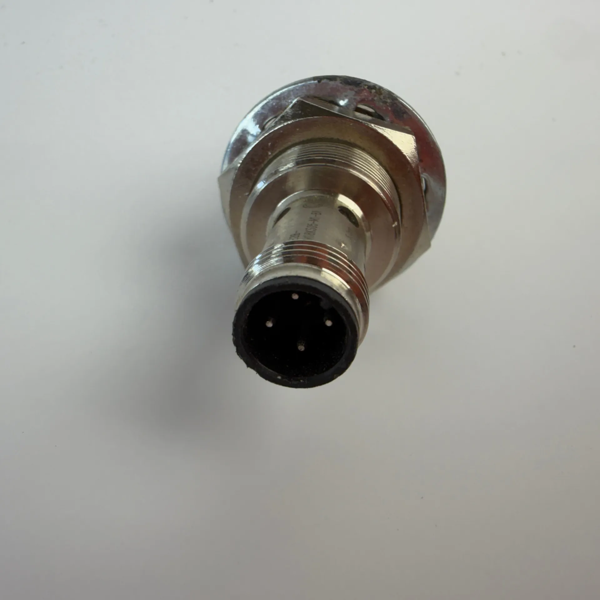 OMRON E2B-M18KS05-M1-B1 Inductive Proximity Sensor M18 5mm PNP NO M12 - Thumbnail 3
