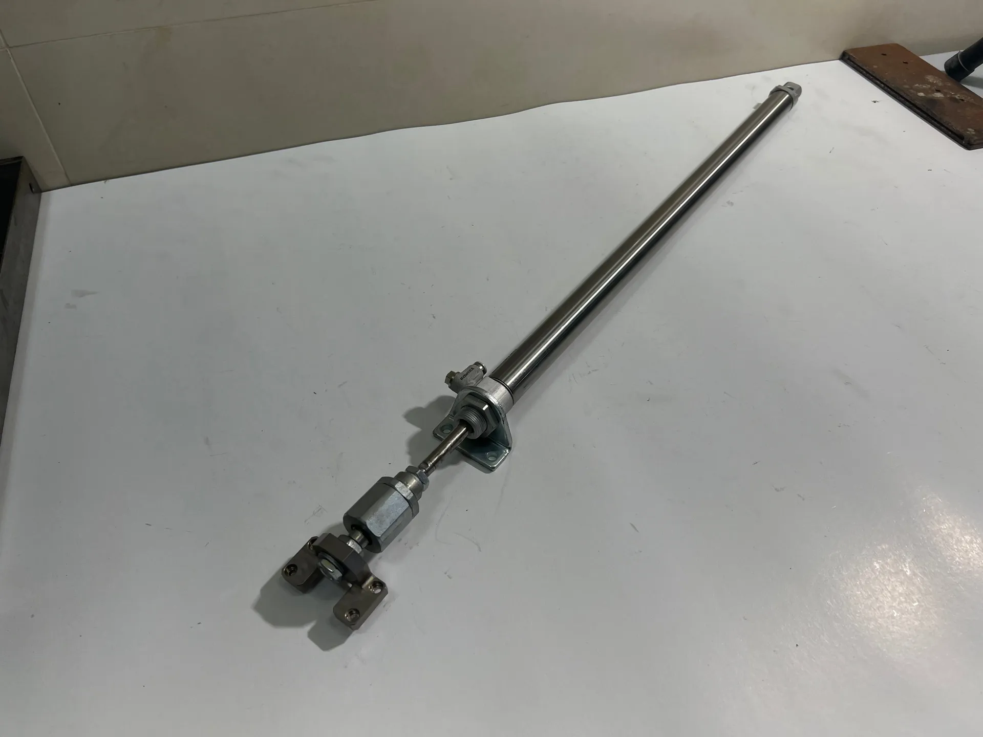 Aventics 0822334512 Pneumatic Cylinder 10Bar - Thumbnail 2
