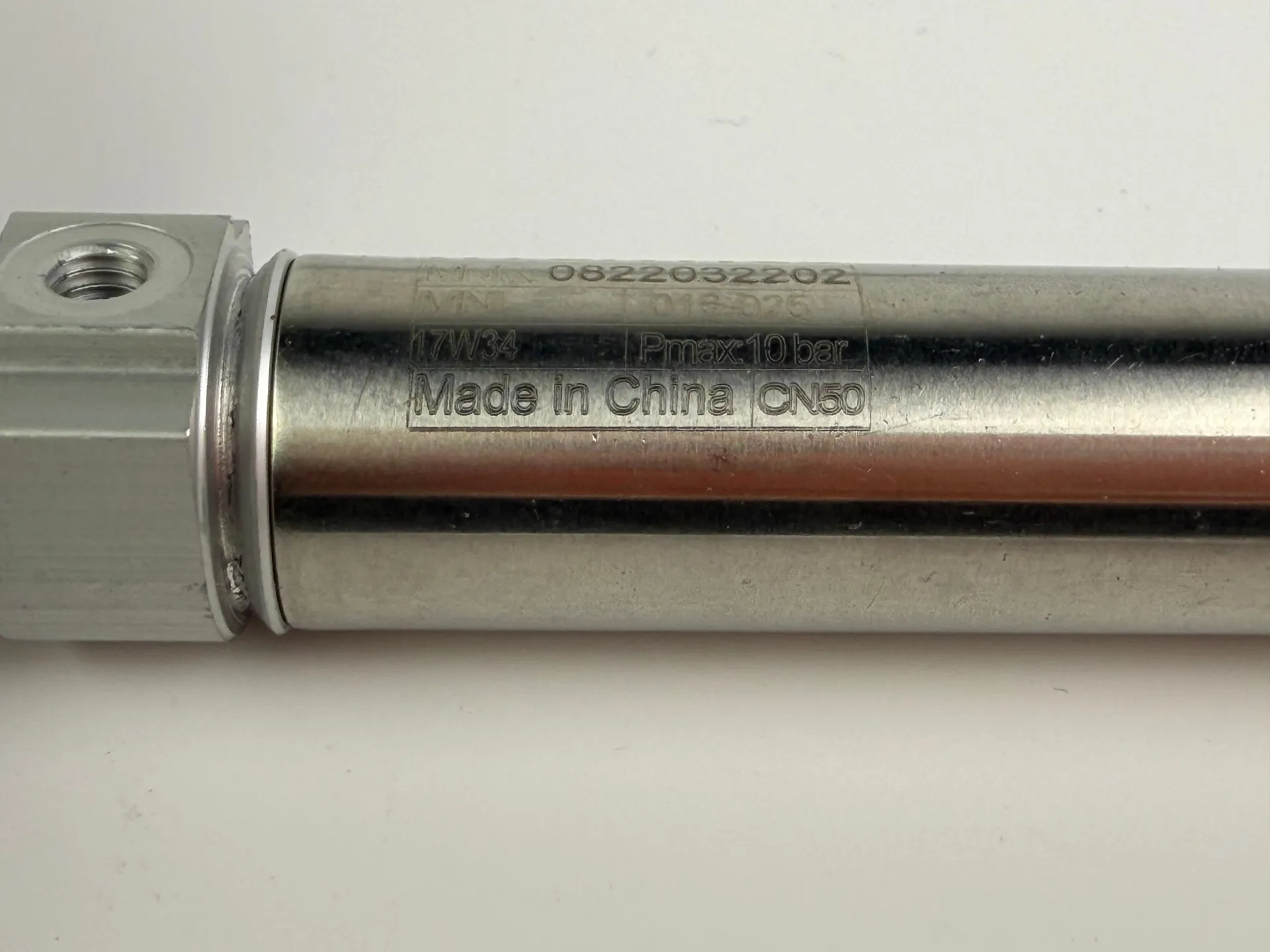 1x Aventics 0822032202 Pneumatic Cylinder – Double Acting – Max 10 Bar - Thumbnail 4