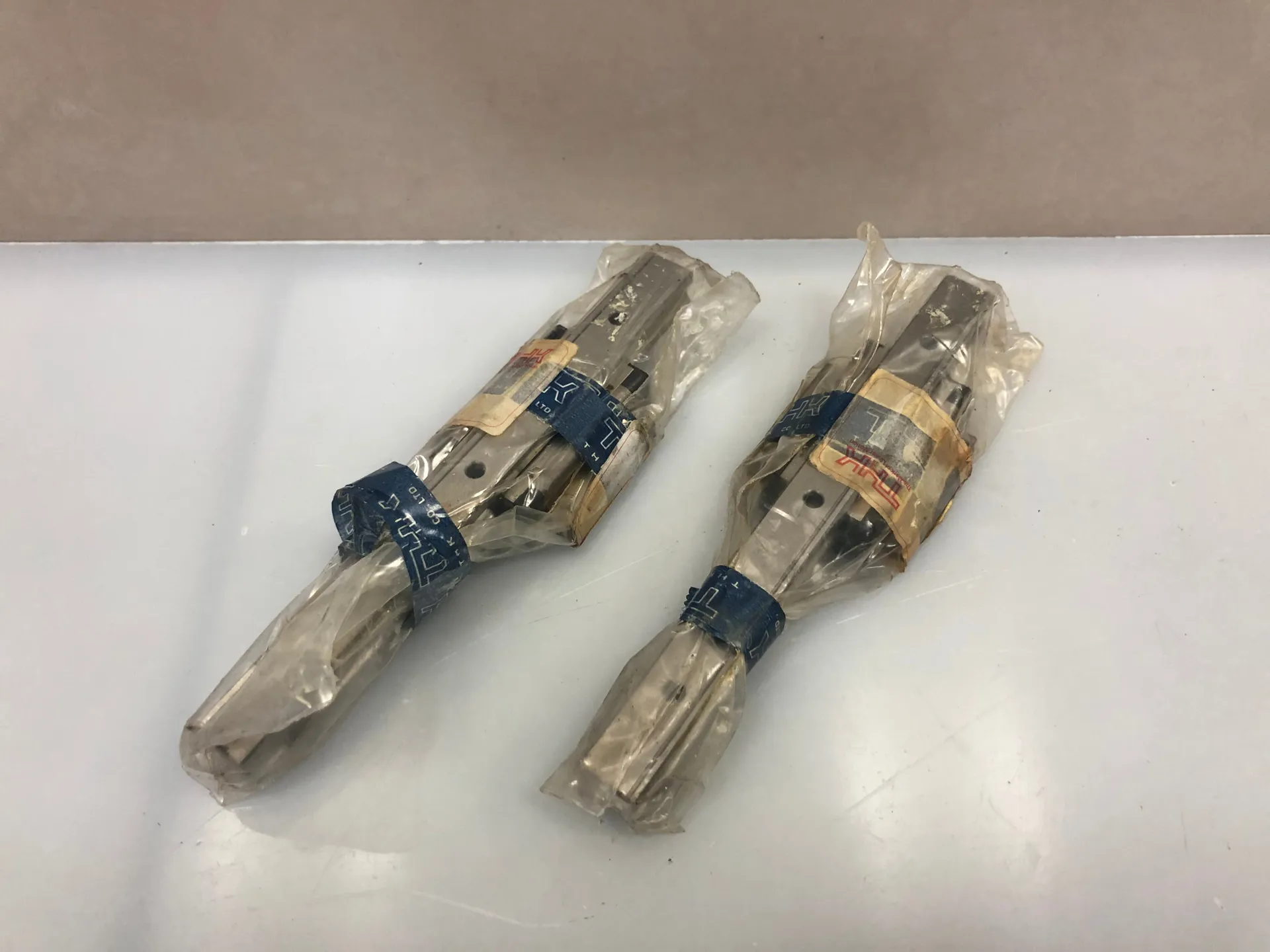 THK HSR15A1SS+170L Linear Guide – HSR15 Block with 170mm Rail - Thumbnail 2