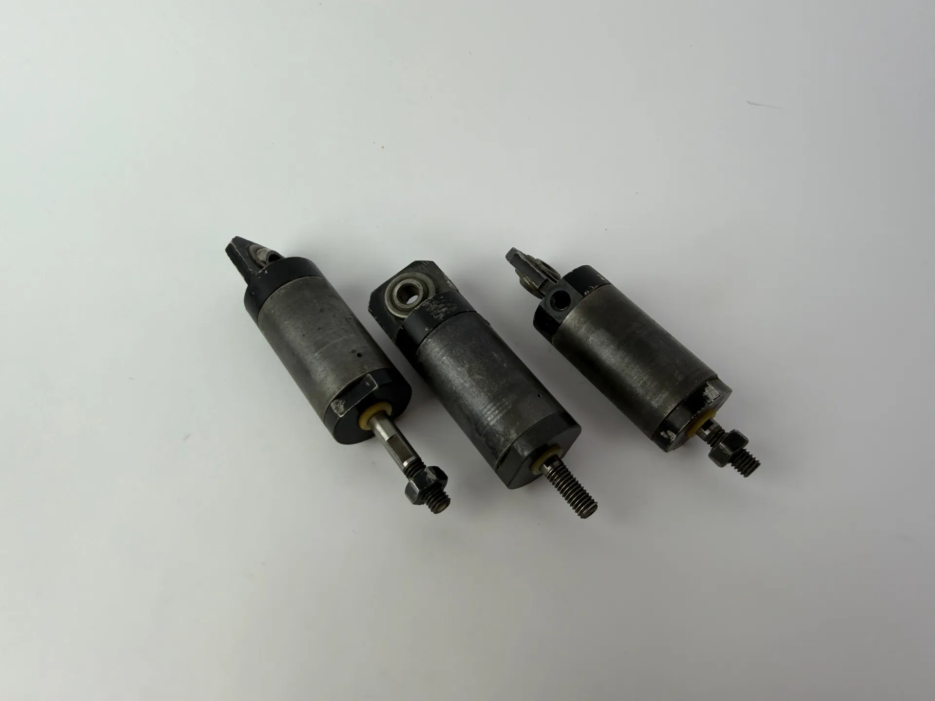 1x Mini Pneumatic Cylinder 6mm Bore 15mm Stroke Compact Air Cylinder - Thumbnail 7