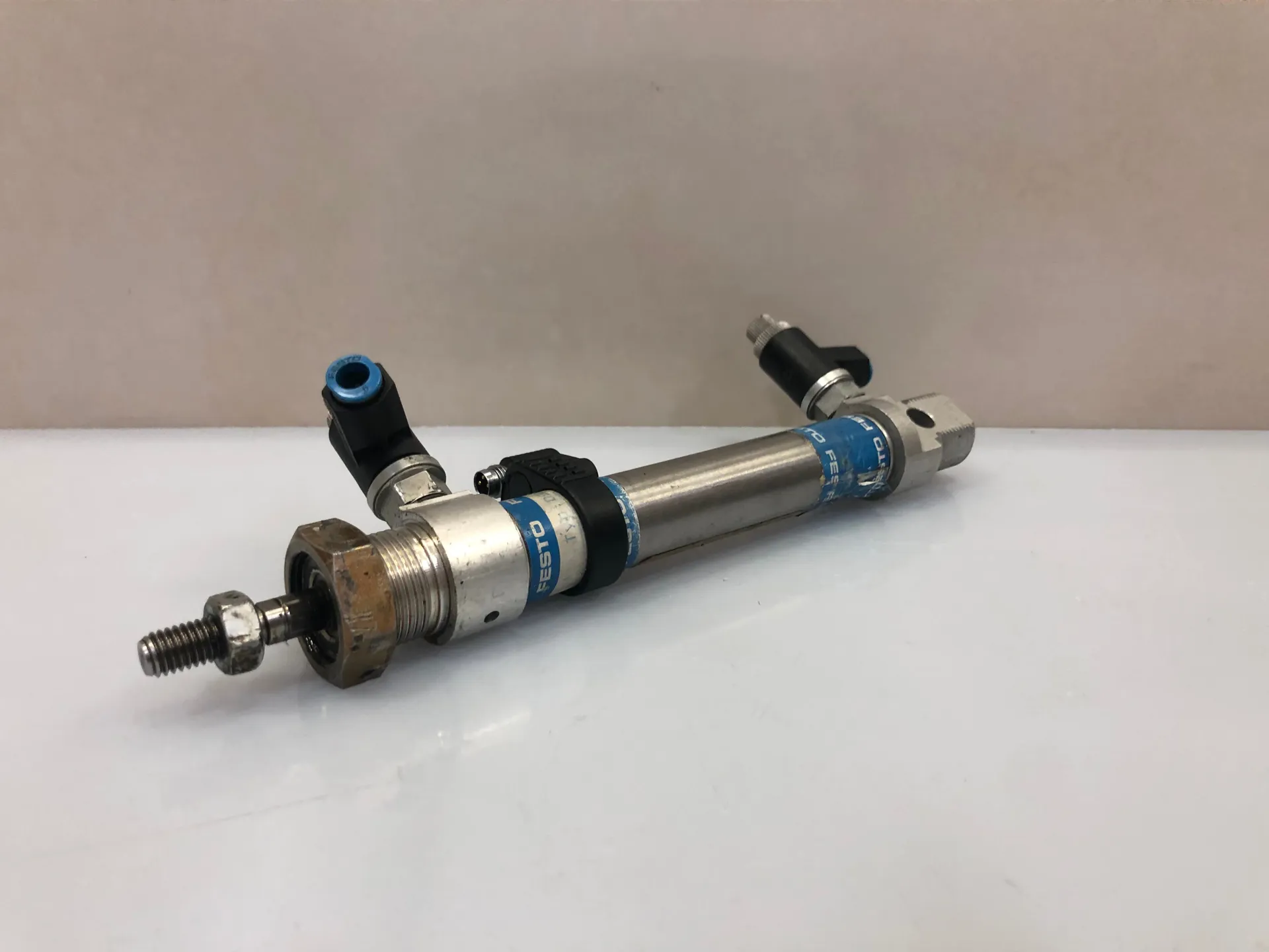 Festo DSNU-20-80P-A Cylinder - Image 1