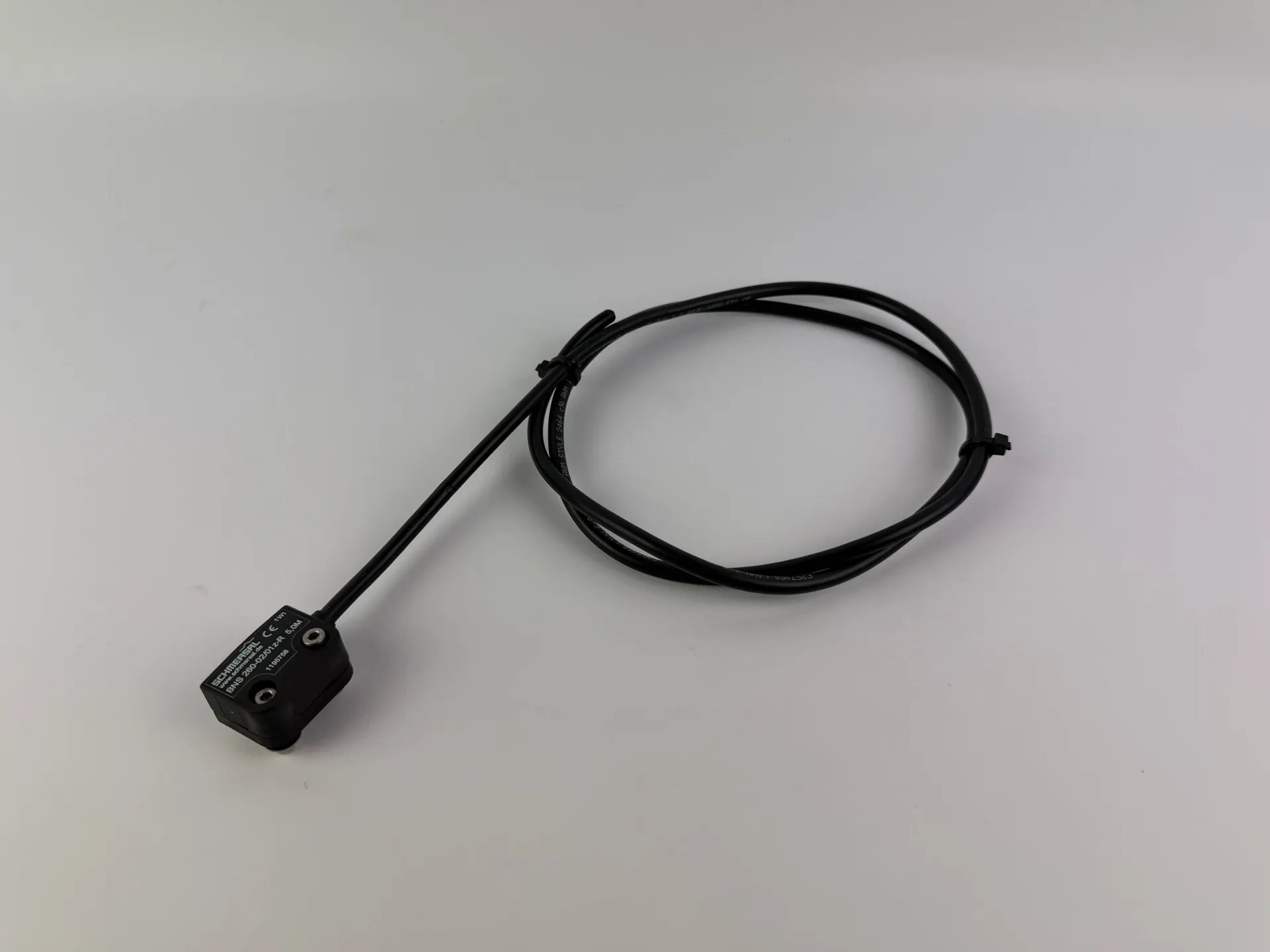 1x SCHMERSAL BNS 260-02/01Z-R Magnetic Safety Sensor Cable 1195758