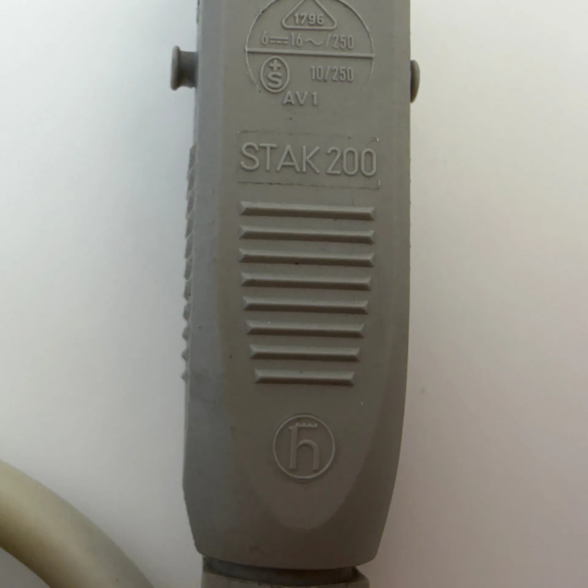 Hirschmann STAK 200 932037106 2+PE Female Power Connector Cable 1.7m Schuko - Thumbnail 5