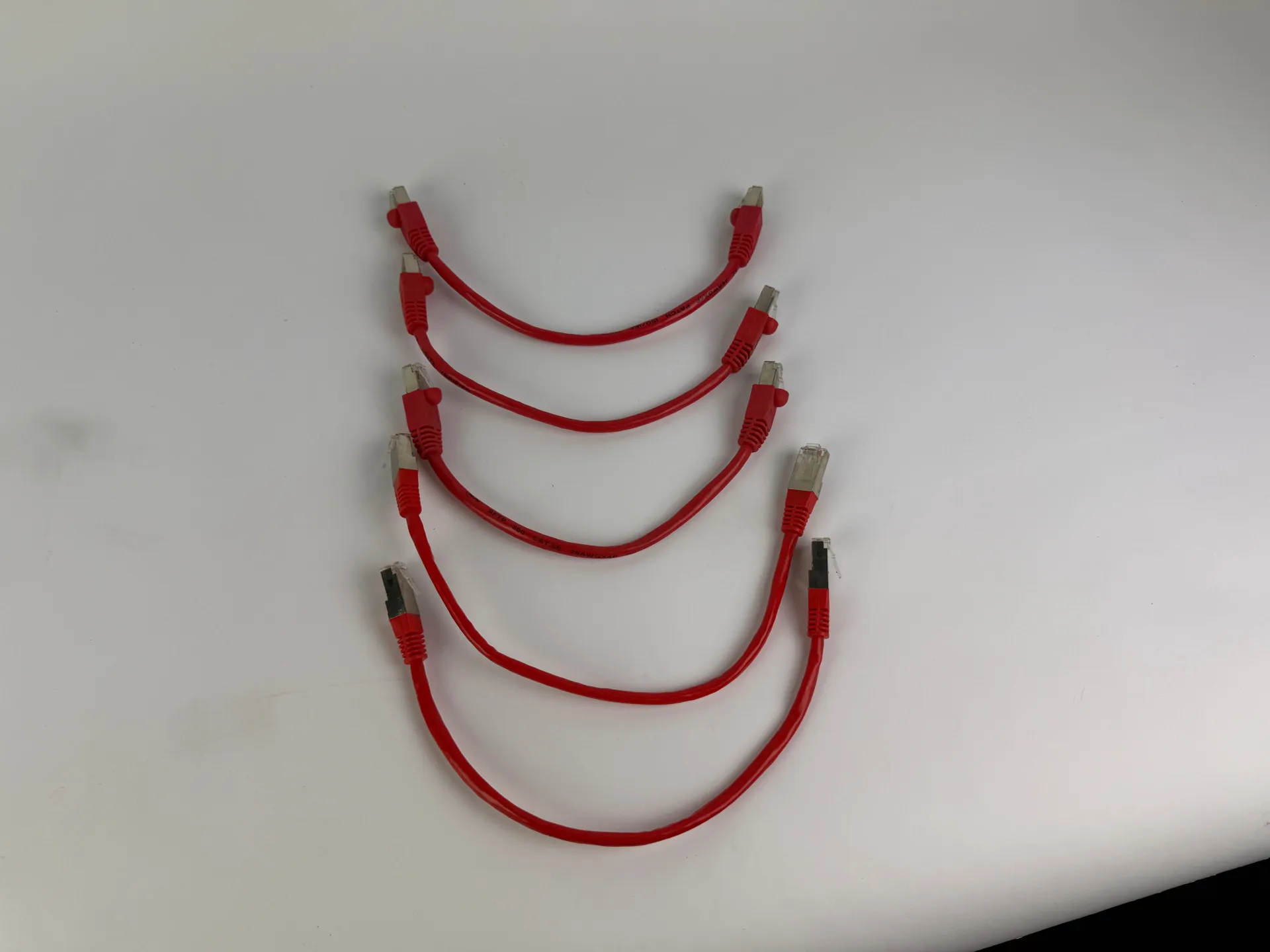 1x Inline CAT5e SFTP Ethernet Patch Cable 0.25m RJ45 Shielded 26AWG Red 300MHz - Thumbnail 9