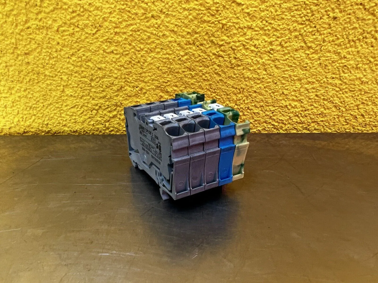 WAGO DIN Rail Terminal Block – IEC 60947-7-1 Reihenklemme - Image 1