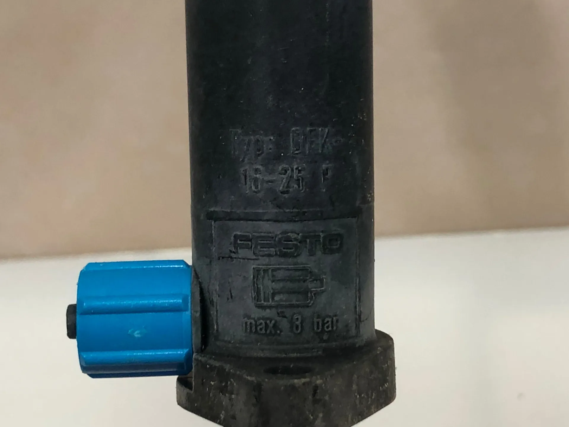 FESTO DFK-16-25-P 14338 Flange Cylinder – 16mm Bore 25mm Stroke - Thumbnail 3
