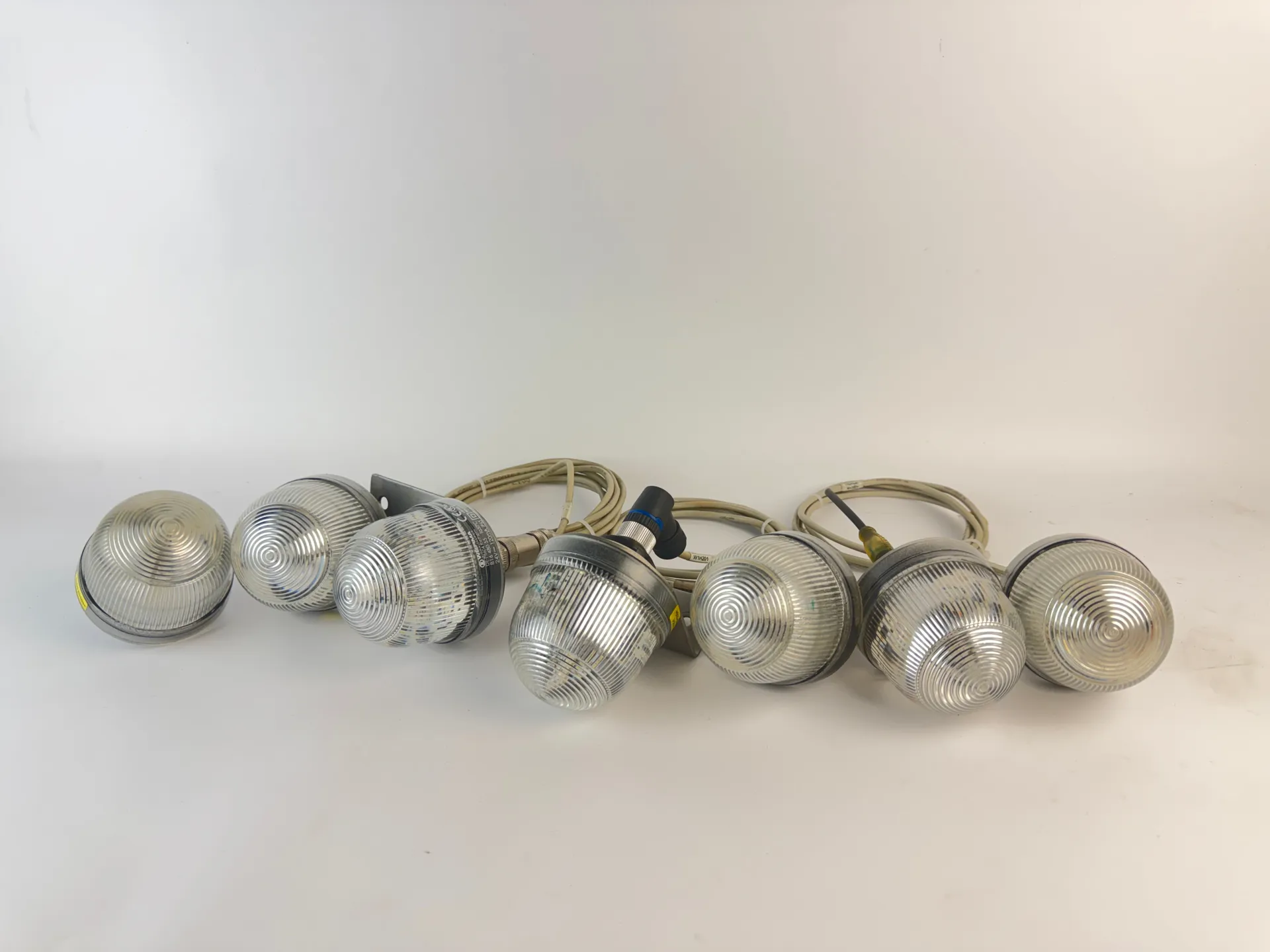 Lot of 7 WERMA 816.480.55 LED Permanent Multicolor Beacons 24VDC IP65 Type 12 - Thumbnail 8