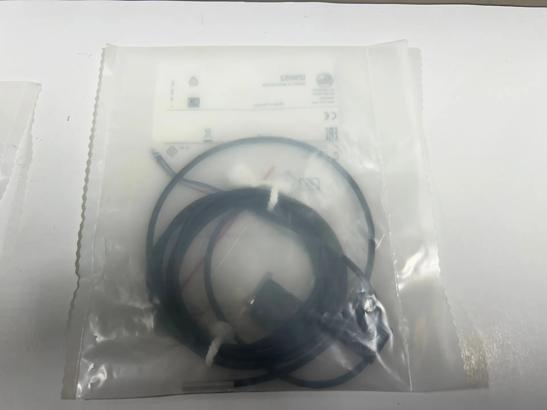 1x IFM IZ5052 Proximity Sensor – New in Box - Thumbnail 3