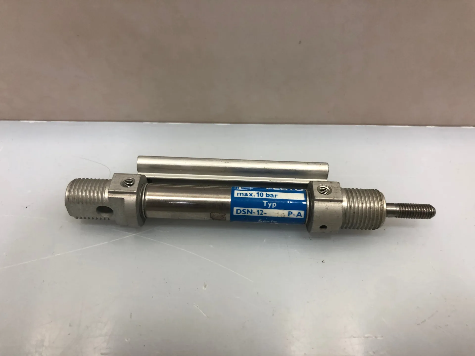 Festo DSN-12-10-P-A Pneumatic Cylinder 12mm Bore 10mm Stroke 10 Bar – 10.89R - Thumbnail 4