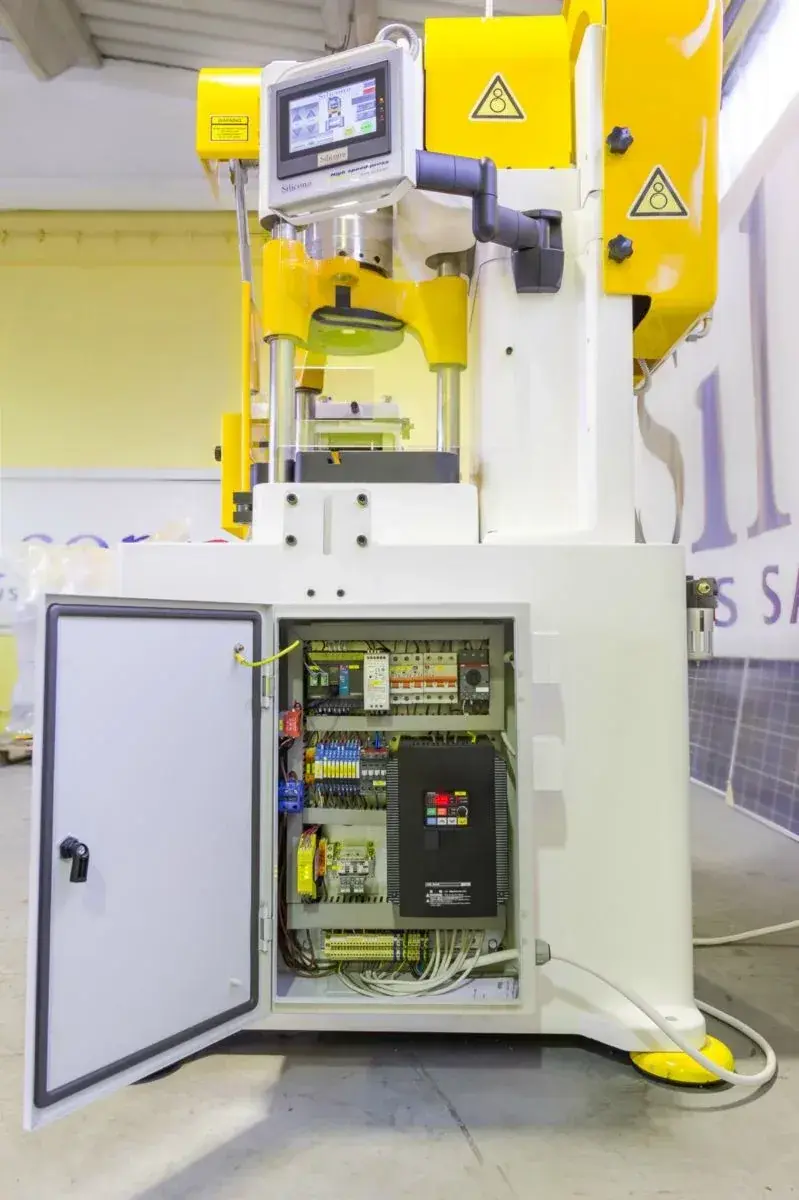 Silicon+ STA 30 High-Speed Automatic Punching Press 300 kN, 100-600 spm - Thumbnail 2