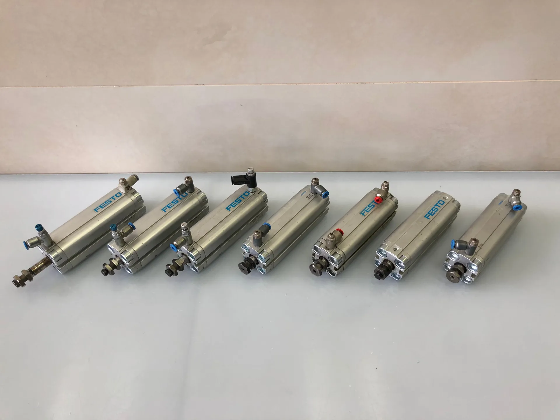 1x Festo ADVU-20-80-P-A / 156002K160 Pneumatic Cylinder - Thumbnail 2