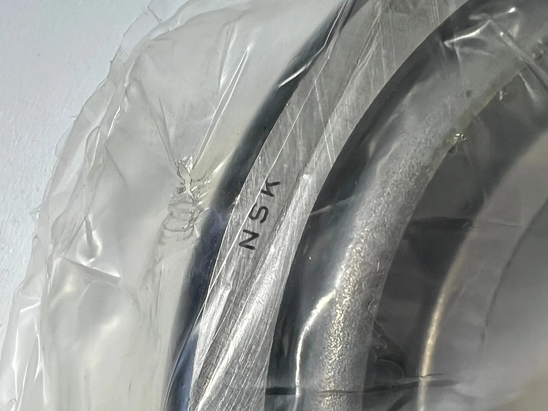 NSK HR30217J Tapered Roller Bearing – NEW - Thumbnail 3