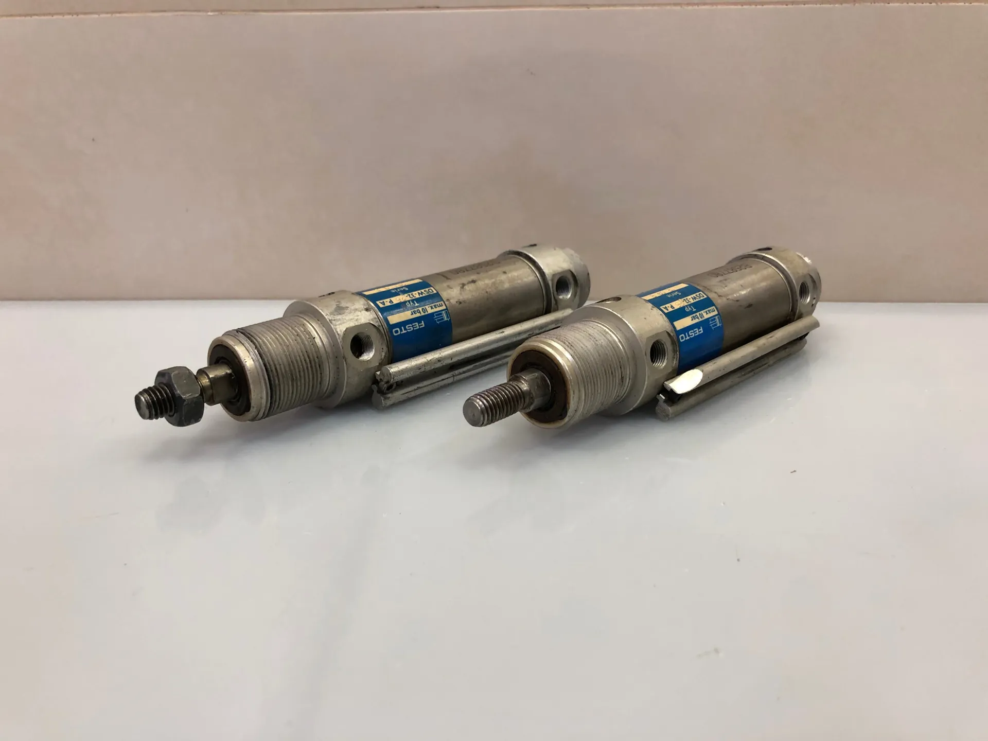 FESTO DSW-32-25 P-A DSW3225PA Air Cylinder - Thumbnail 2