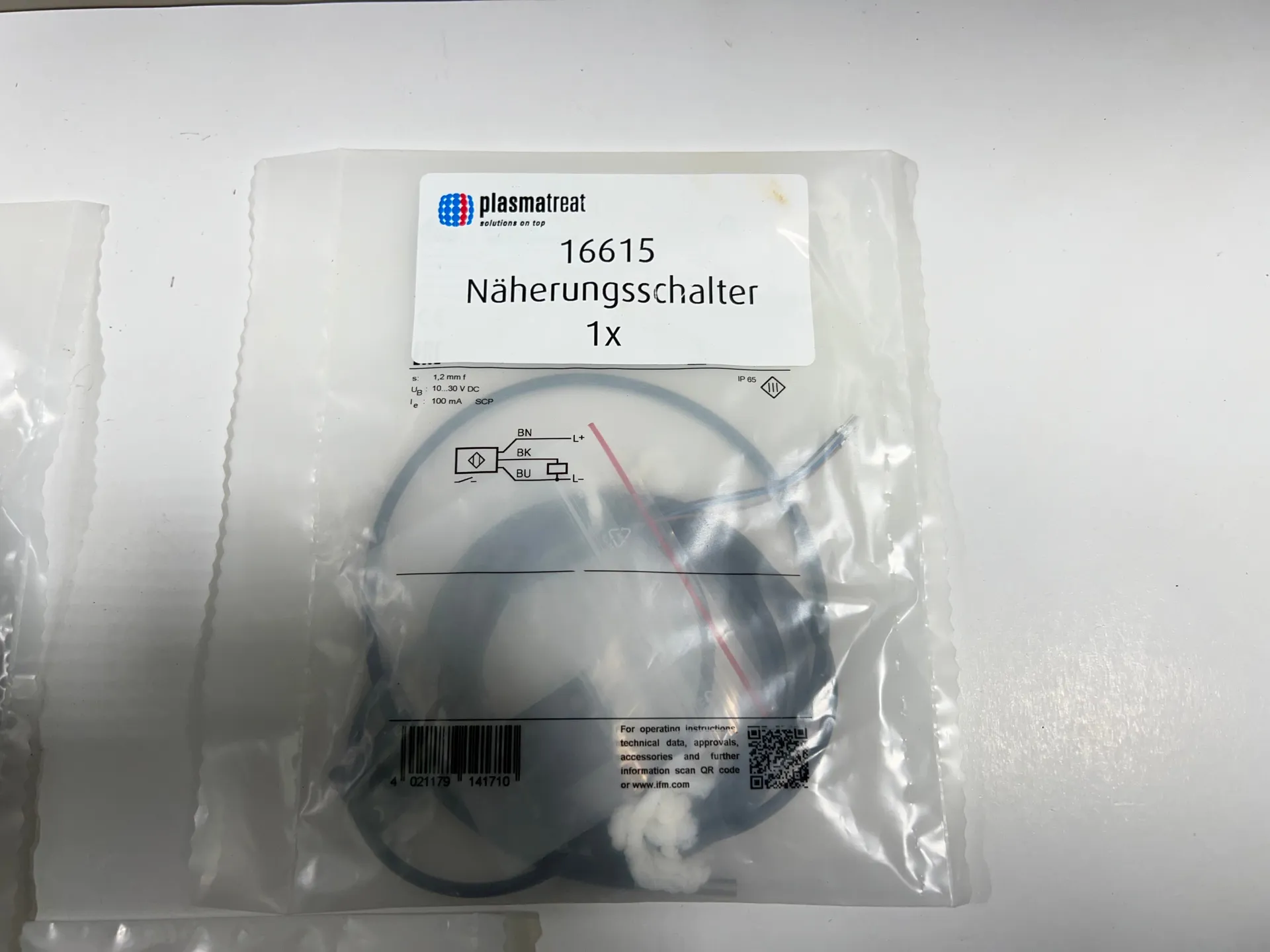 1x IFM IZ5052 Proximity Sensor – New in Box - Thumbnail 2