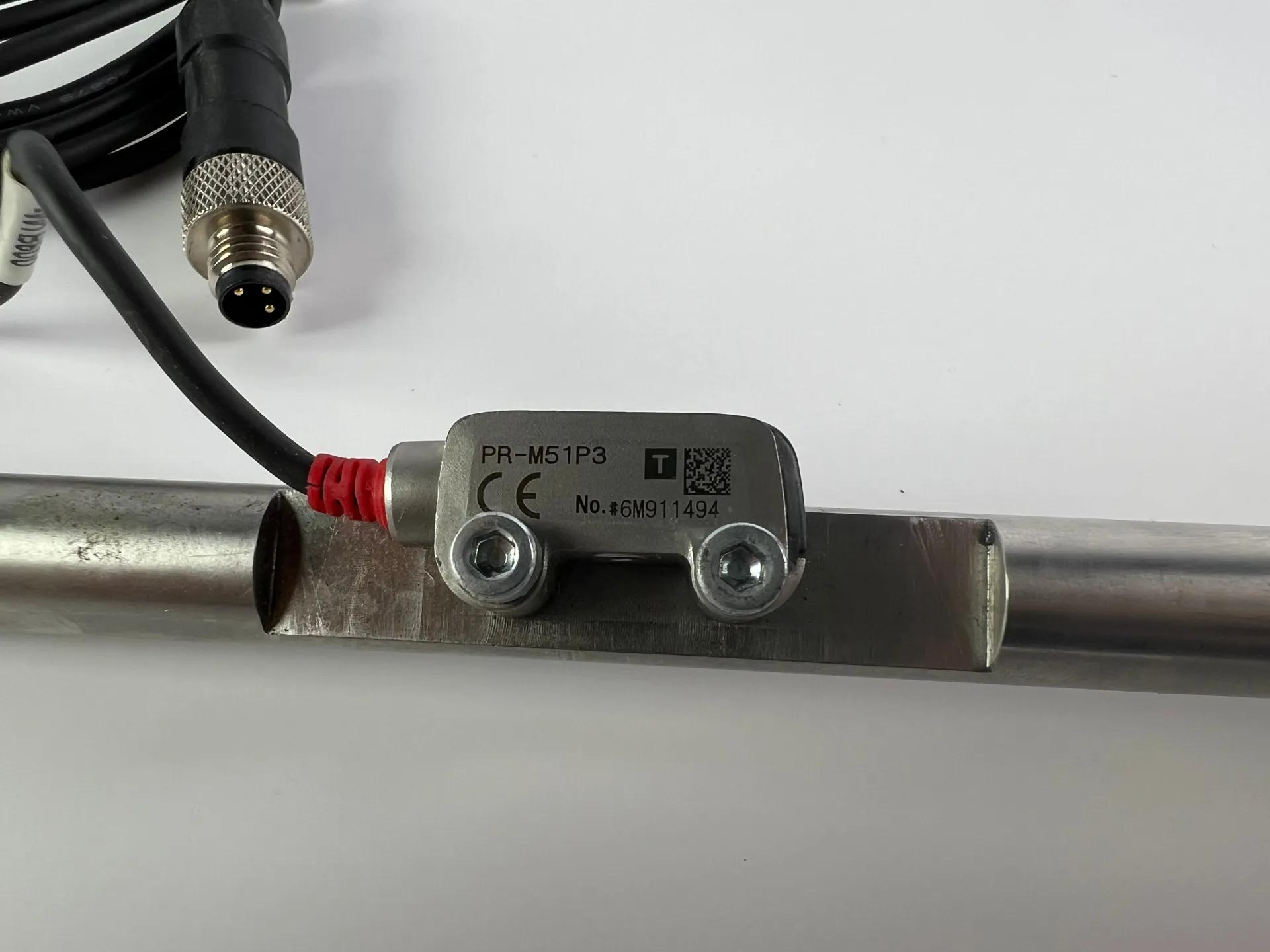 1x Keyence PR-M51P3 Photoelectric Sensor + 200cm Cable + Metal Mounting Stand - Thumbnail 7