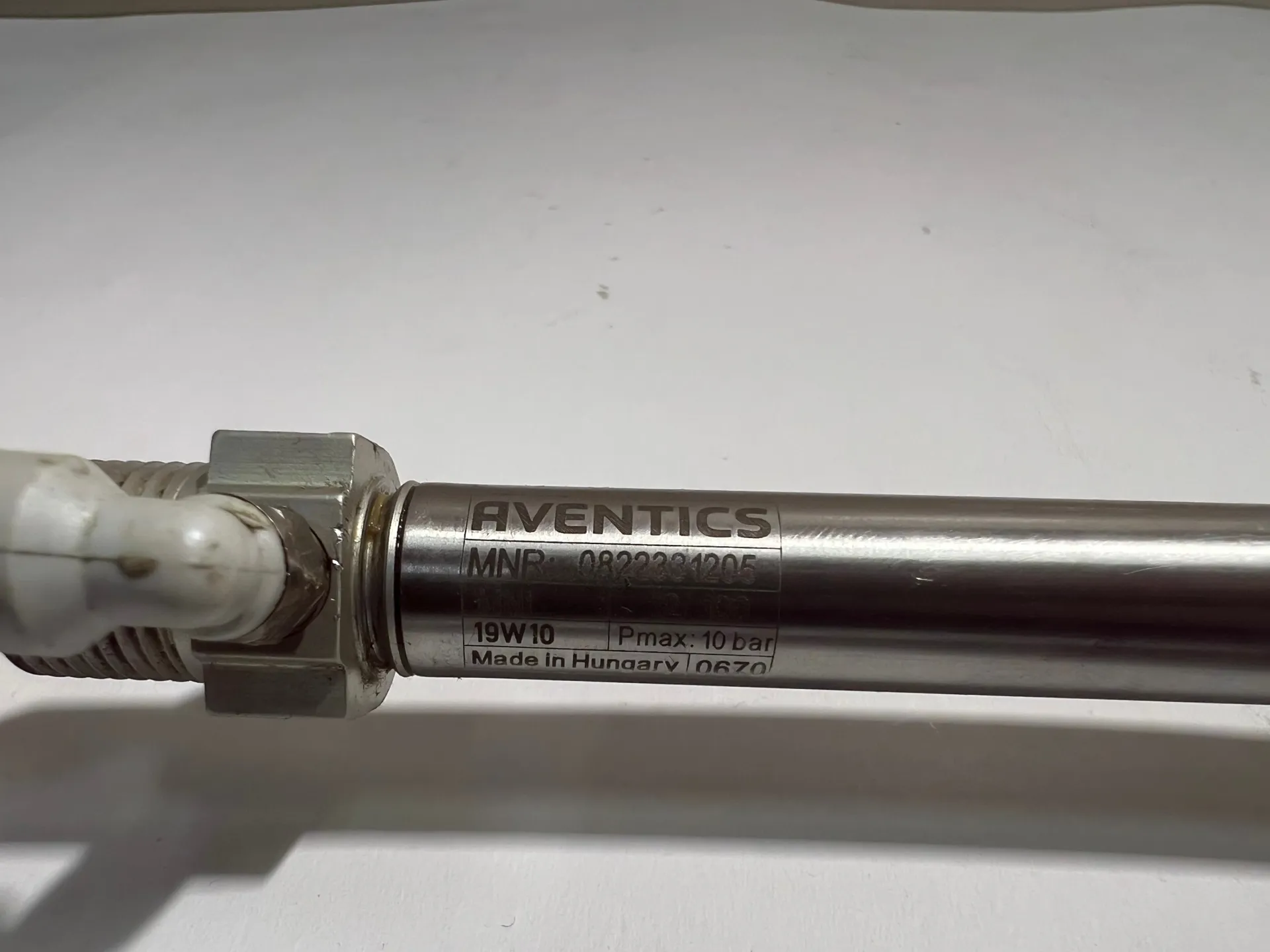 Aventics 0822331205 Pneumatic Cylinder 10Bar - Thumbnail 3