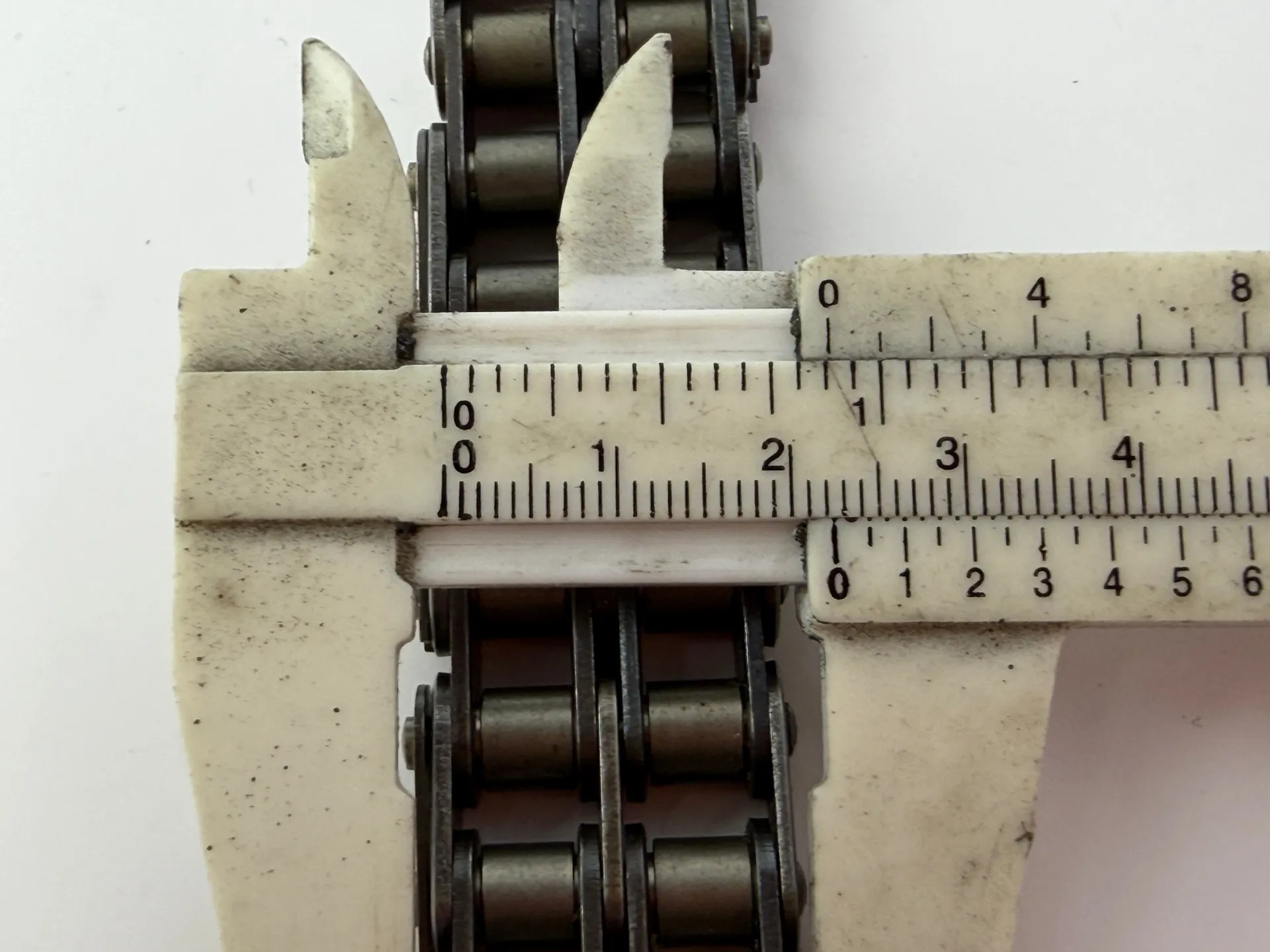 Renold England Double Roller Chain 22mm Width 27cm Length Industrial Chain - Thumbnail 5