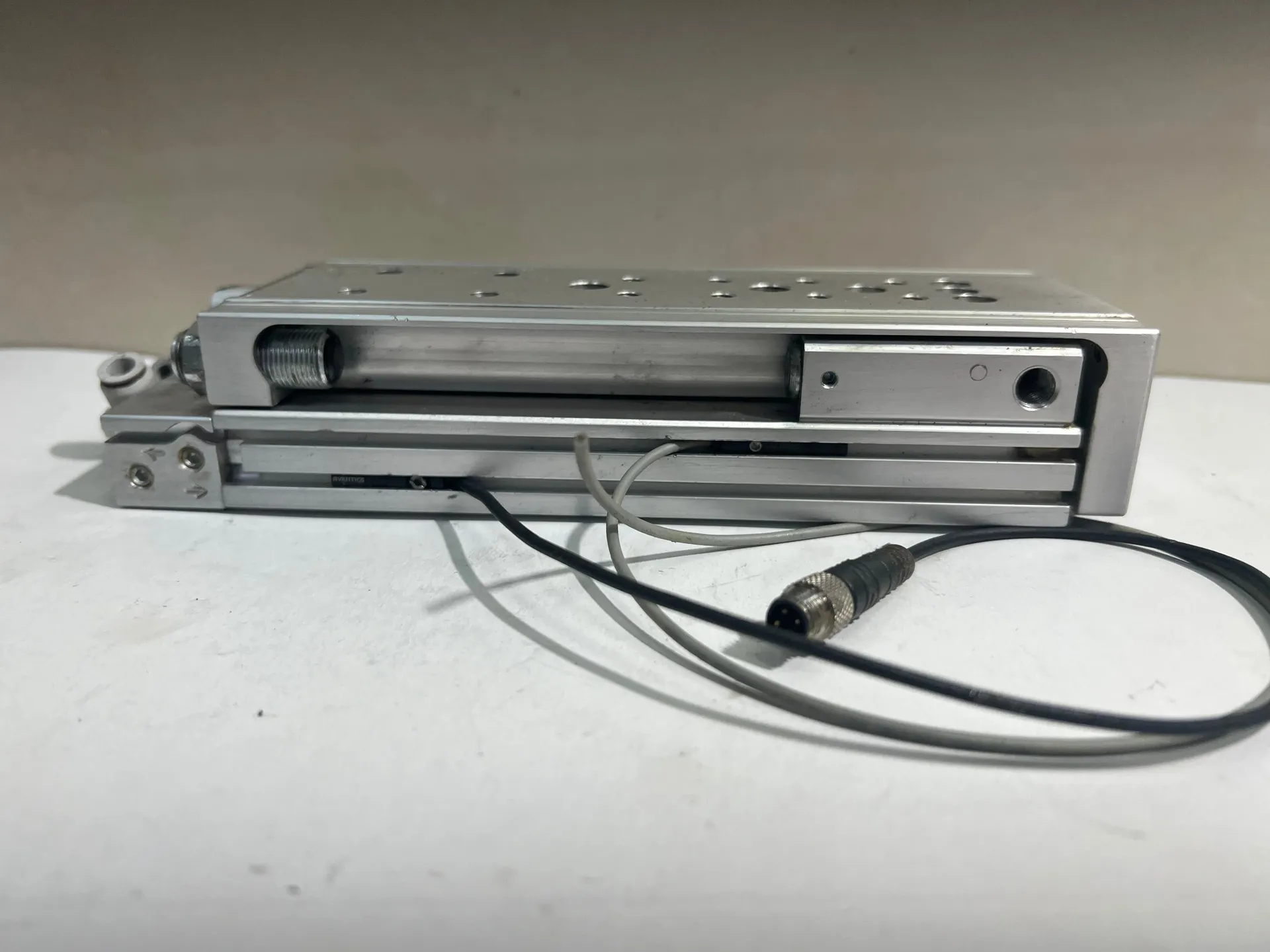 Aventics R480640139 Slide Cylinder 10Bar - Thumbnail 3