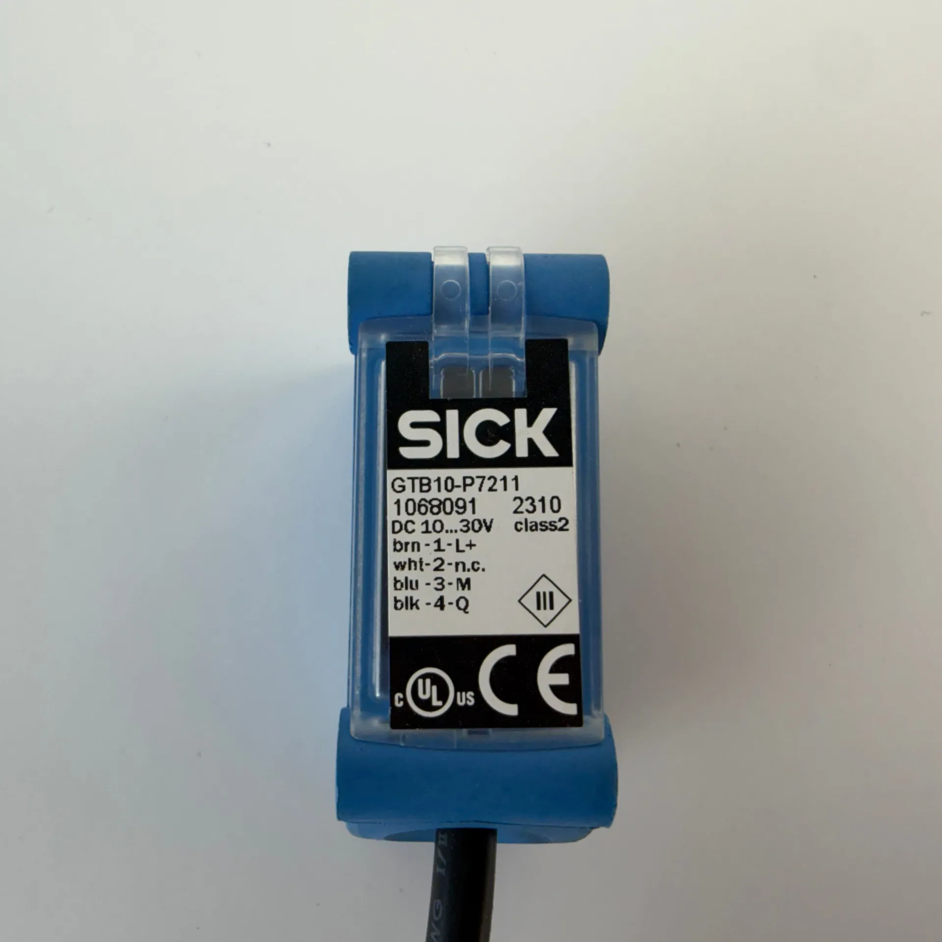 SICK GTB10-P7211 1068091 G10 Photoelectric Proximity Sensor PNP 950mm - Thumbnail 3