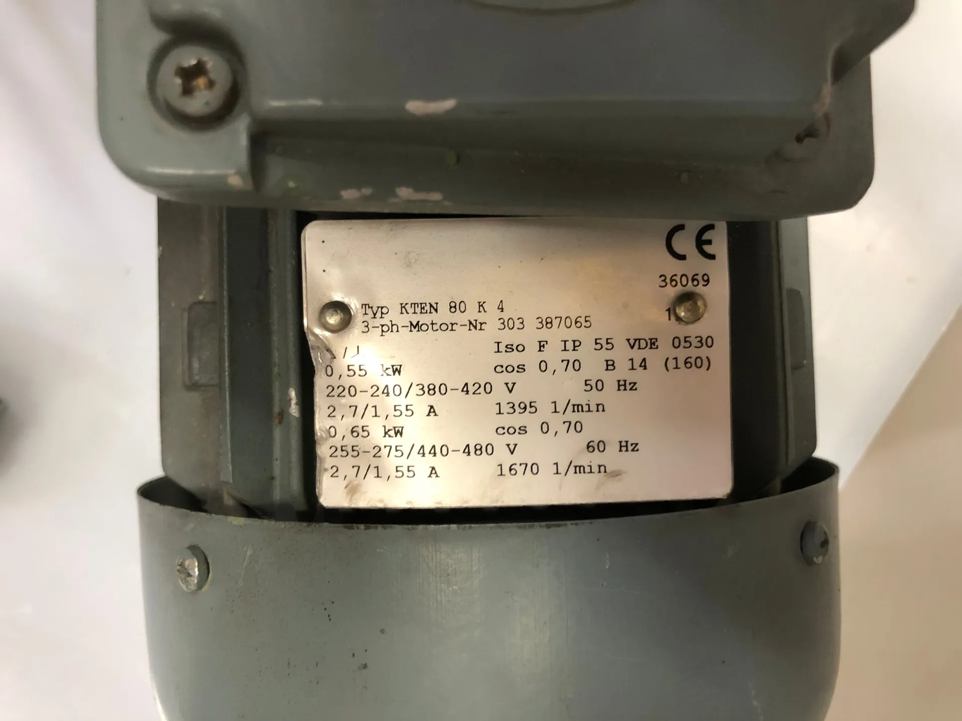 Leybold TRIVAC D16B Rotary Vane Vacuum Pump – Model 11266 / 20900332540 - Thumbnail 6