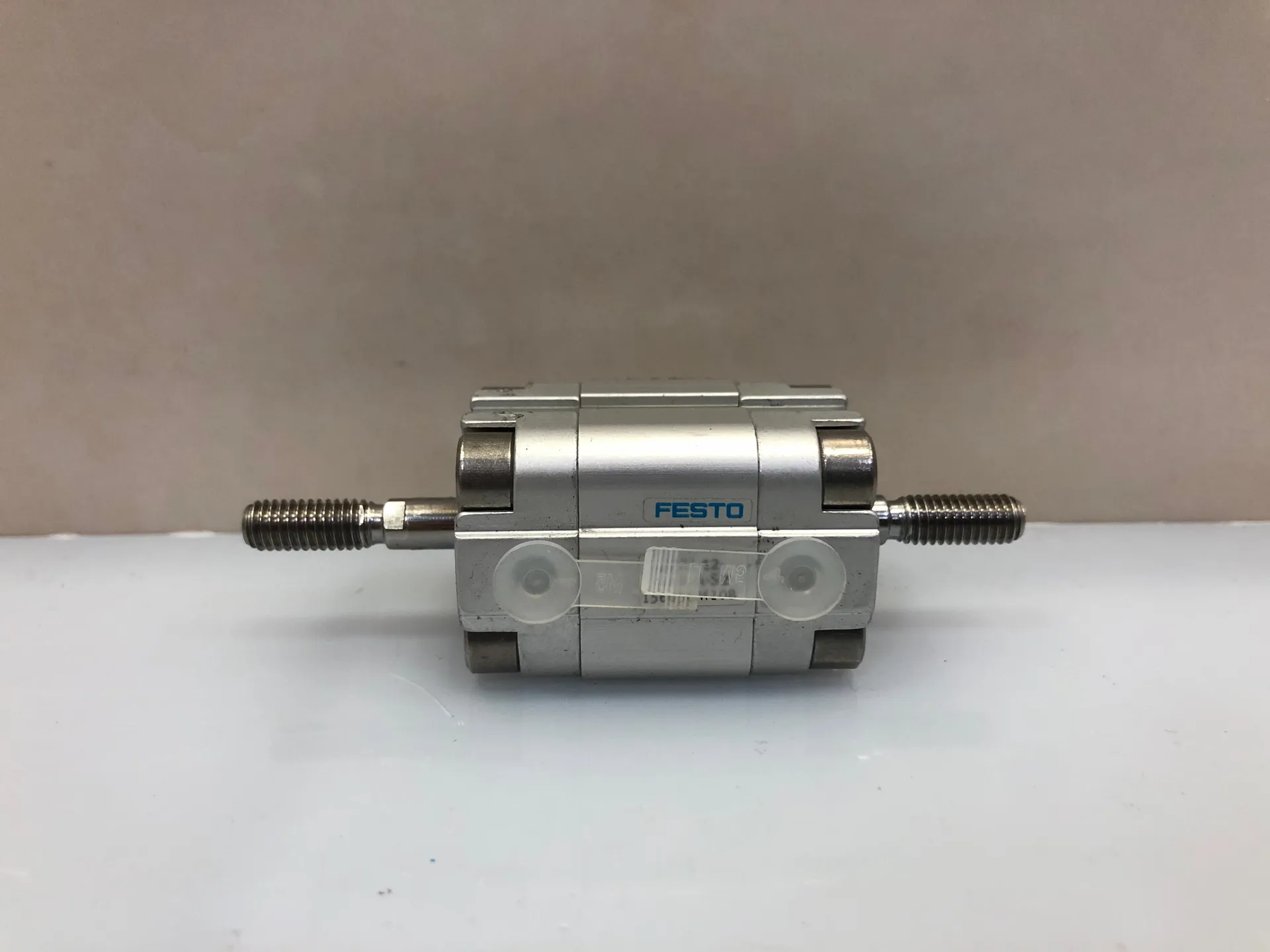 FESTO ADVU-12-5-A-P-A-S2 156050 Compact Pneumatic Cylinder 12mm Bore 5mm Stroke - Image 1