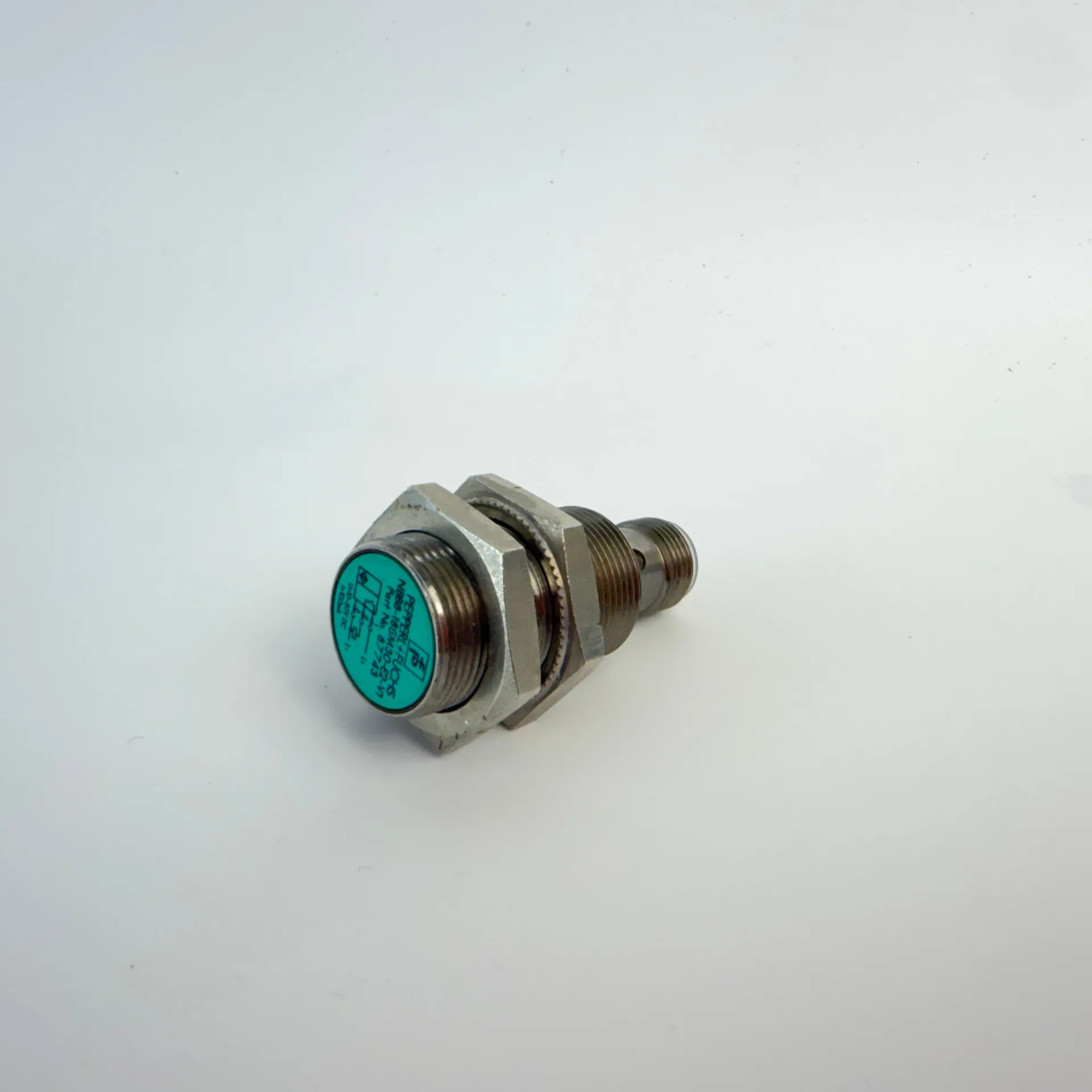 Pepperl+Fuchs NBB8-18GM30-E2-V1 87743 Inductive Proximity Sensor M18 PNP NO 8mm - Image 1