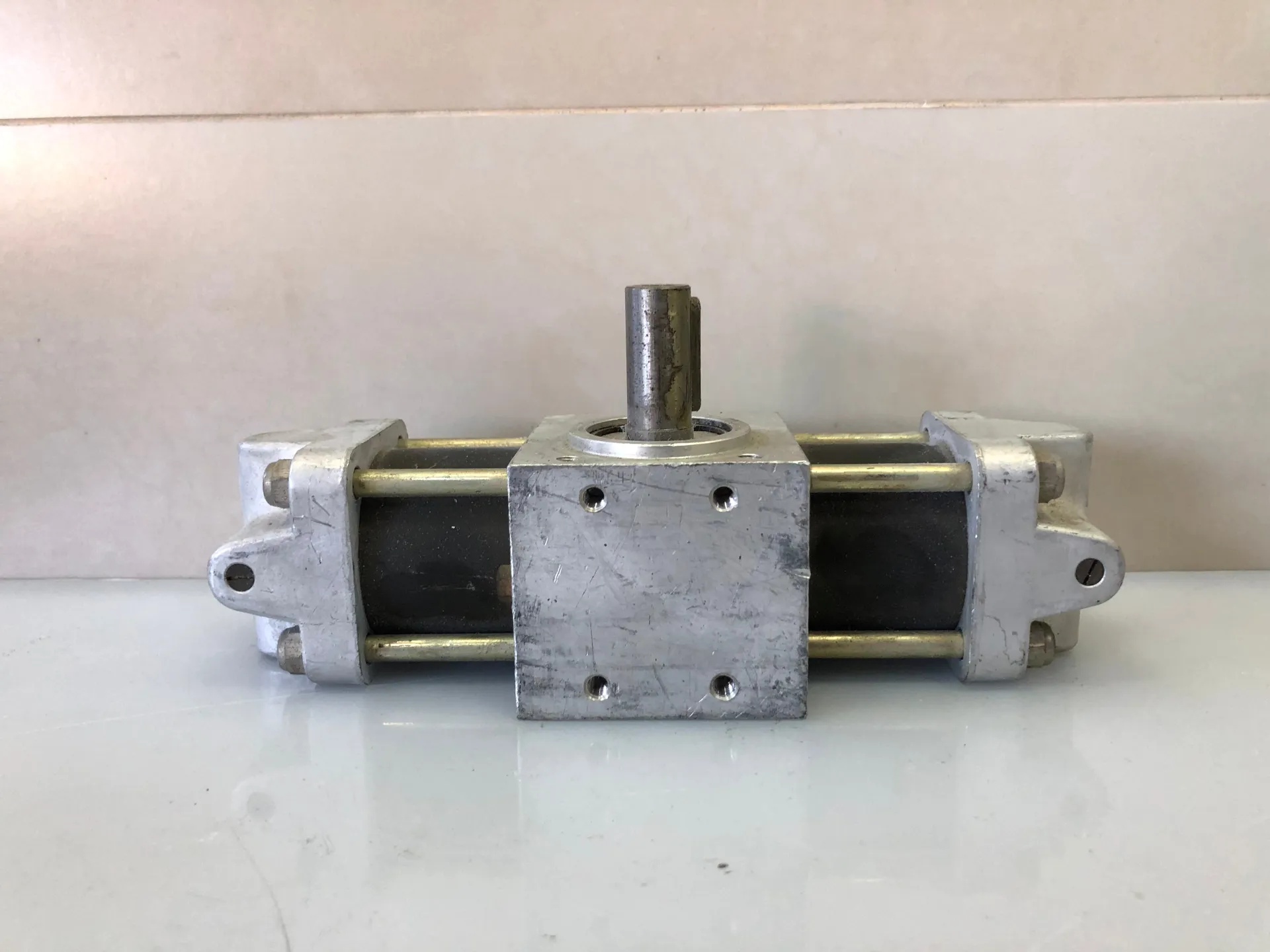 KUHNKE KR 4‑123GRAD‑B Rotary Actuator Drehantrieb - Thumbnail 3