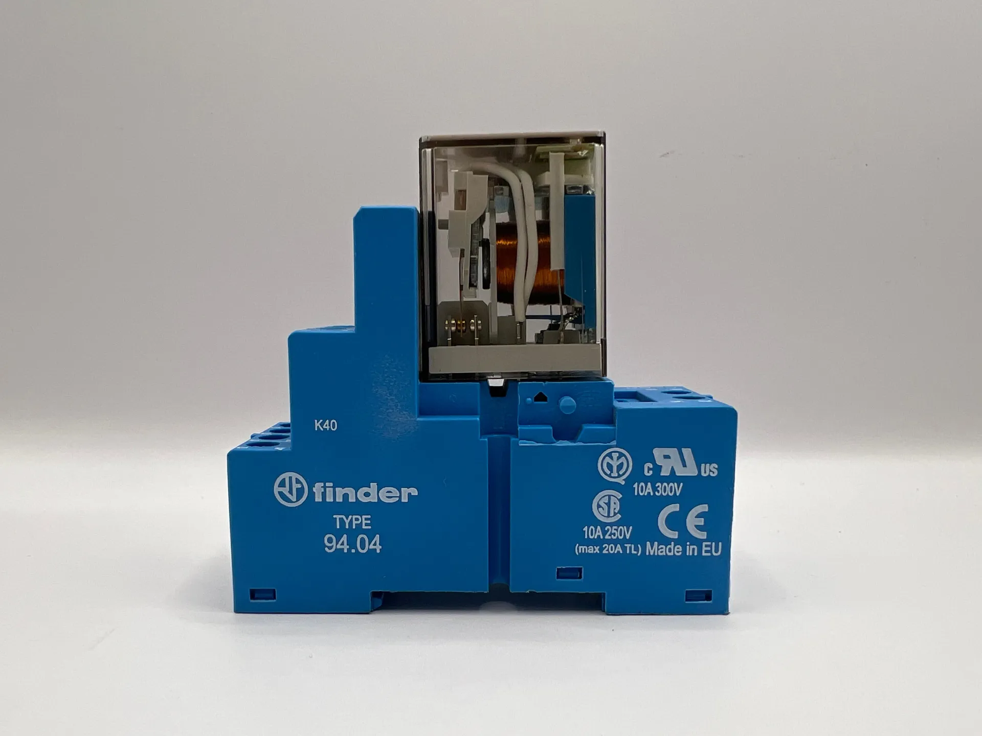 1x Finder 94.04 Relay Socket