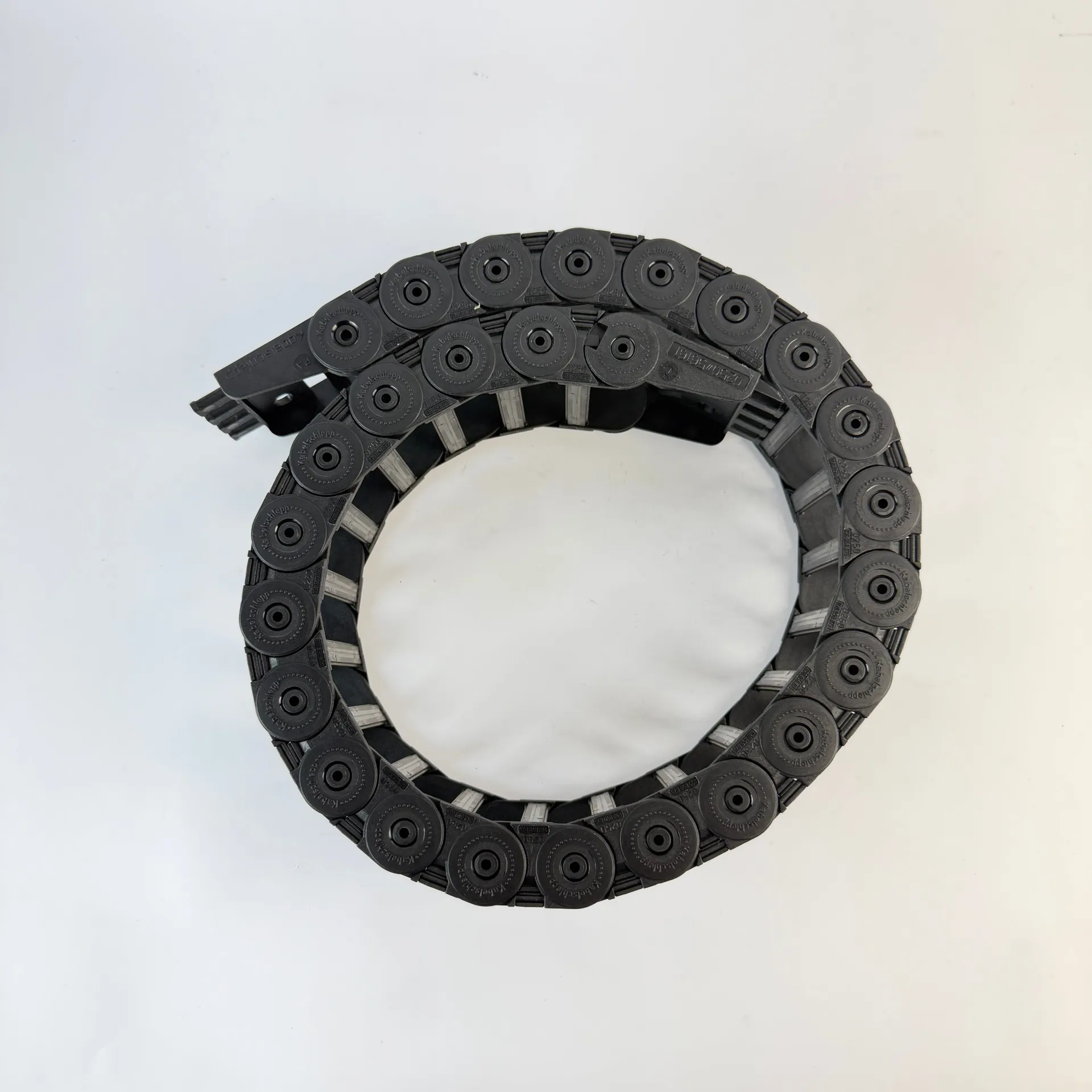 KABELSCHLEPP ET0250 030.050.075 EasyTrax Cable Carrier 25 Links 710mm - Image 1