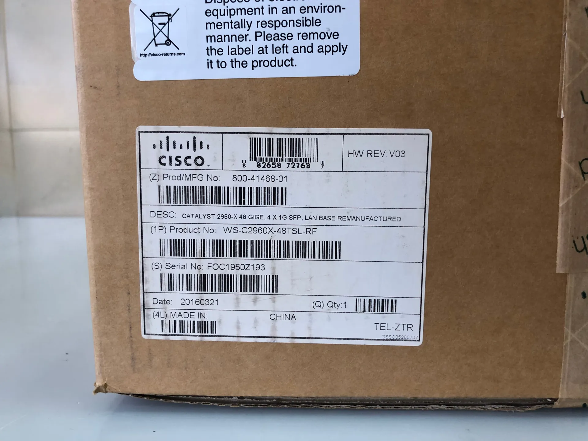 CISCO WS-C2960X-48TS-L Catalyst 2960-X 48GigE, 4x1G SFP, LAN Base - Thumbnail 4