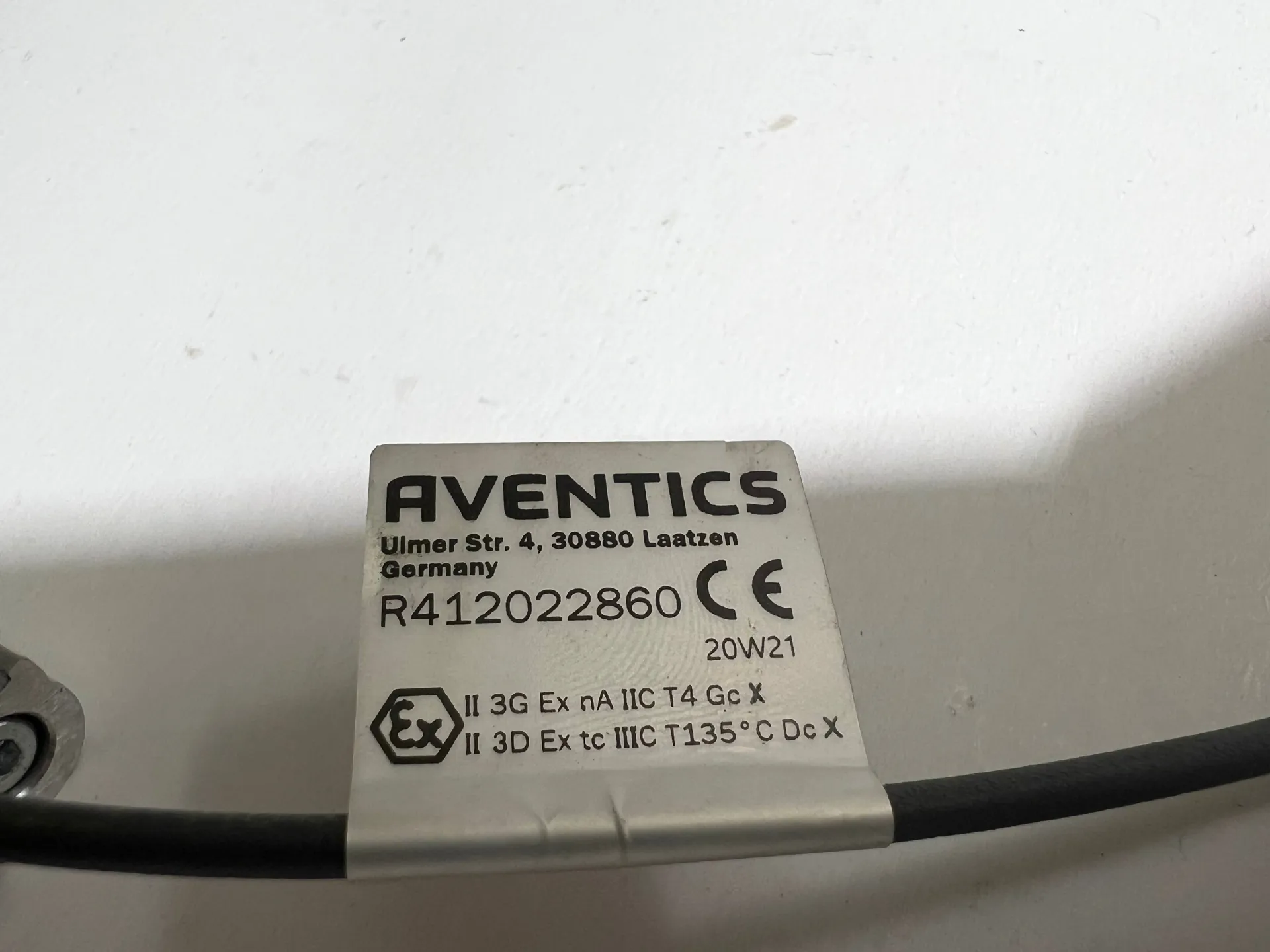 Aventics 0822392004 Pneumatic Cylinder with R412022860 Sensor - Thumbnail 3