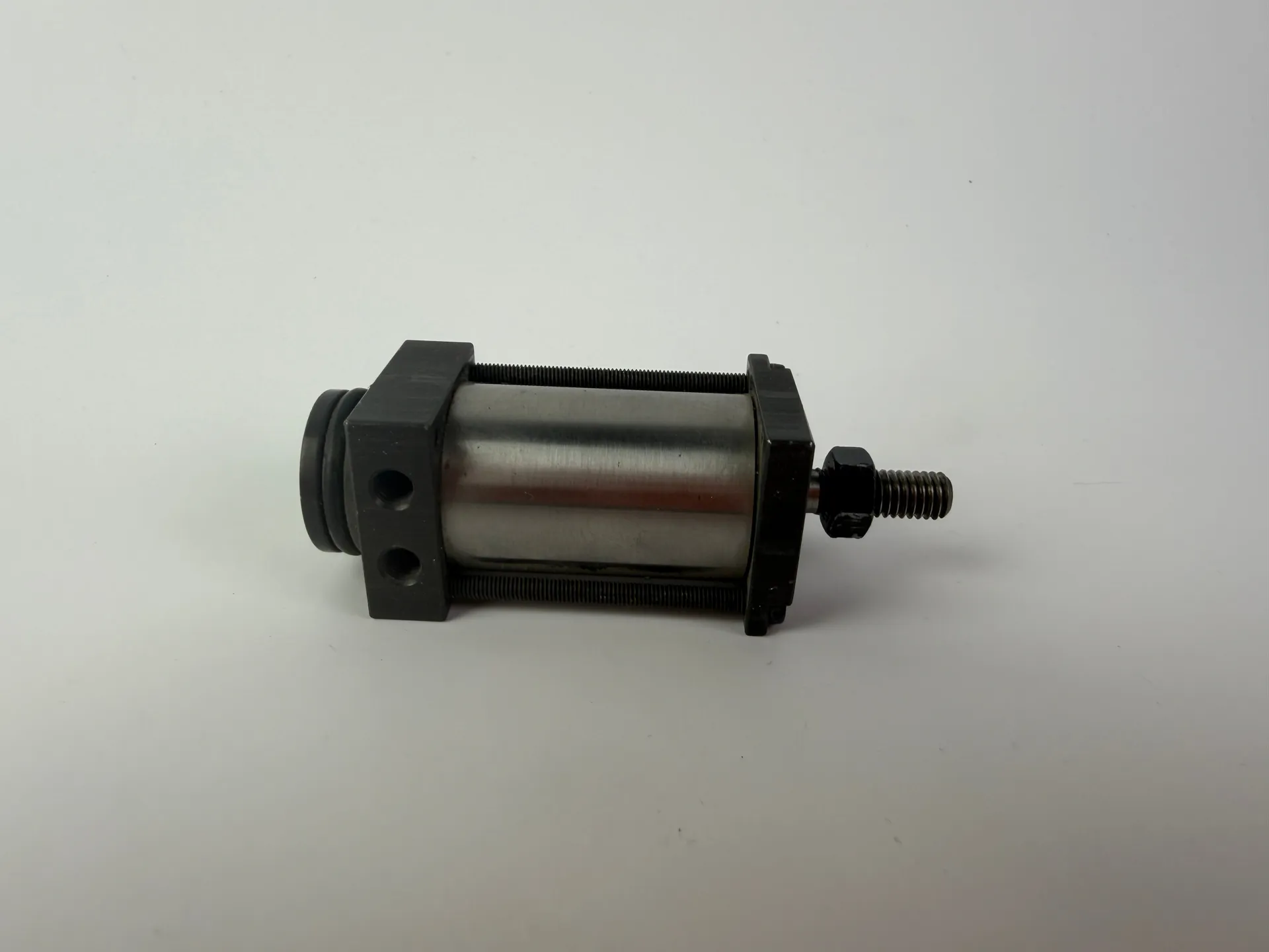 Mini Pneumatic Cylinder 8mm Stroke 6mm Bore Compact Air Cylinder - Thumbnail 3
