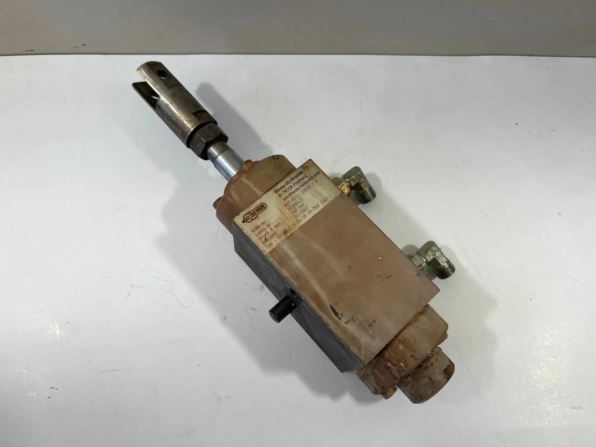 Hema-Hydraulik HZ180-013-25/18-19-DBG Hydraulic Cylinder – 180 Bar - Image 1