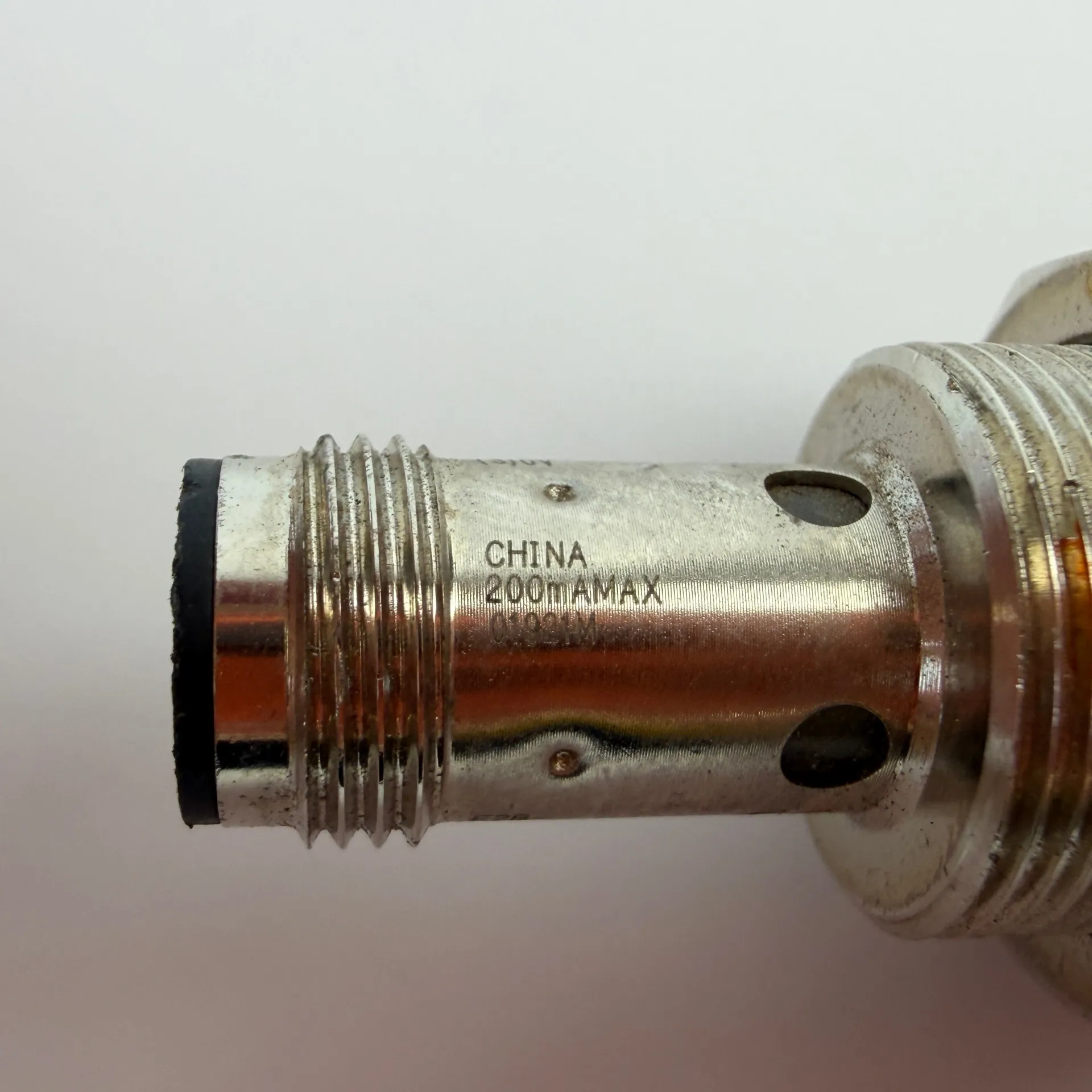 OMRON E2B-M18KS05-M1-B1 Inductive Proximity Sensor M18 5mm PNP NO M12 - Thumbnail 7