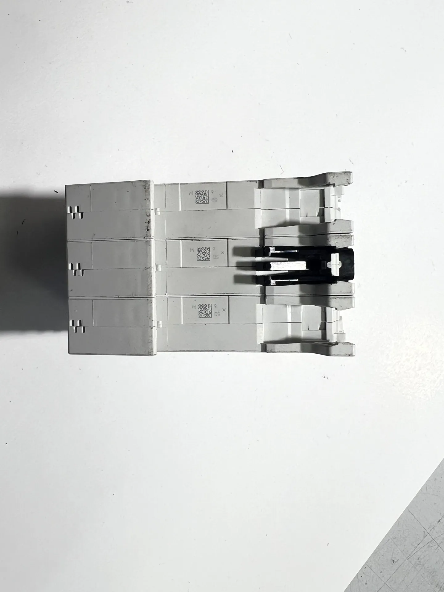 ABB 2CDS253001R0065 S203-B6 Circuit Breaker - Thumbnail 5