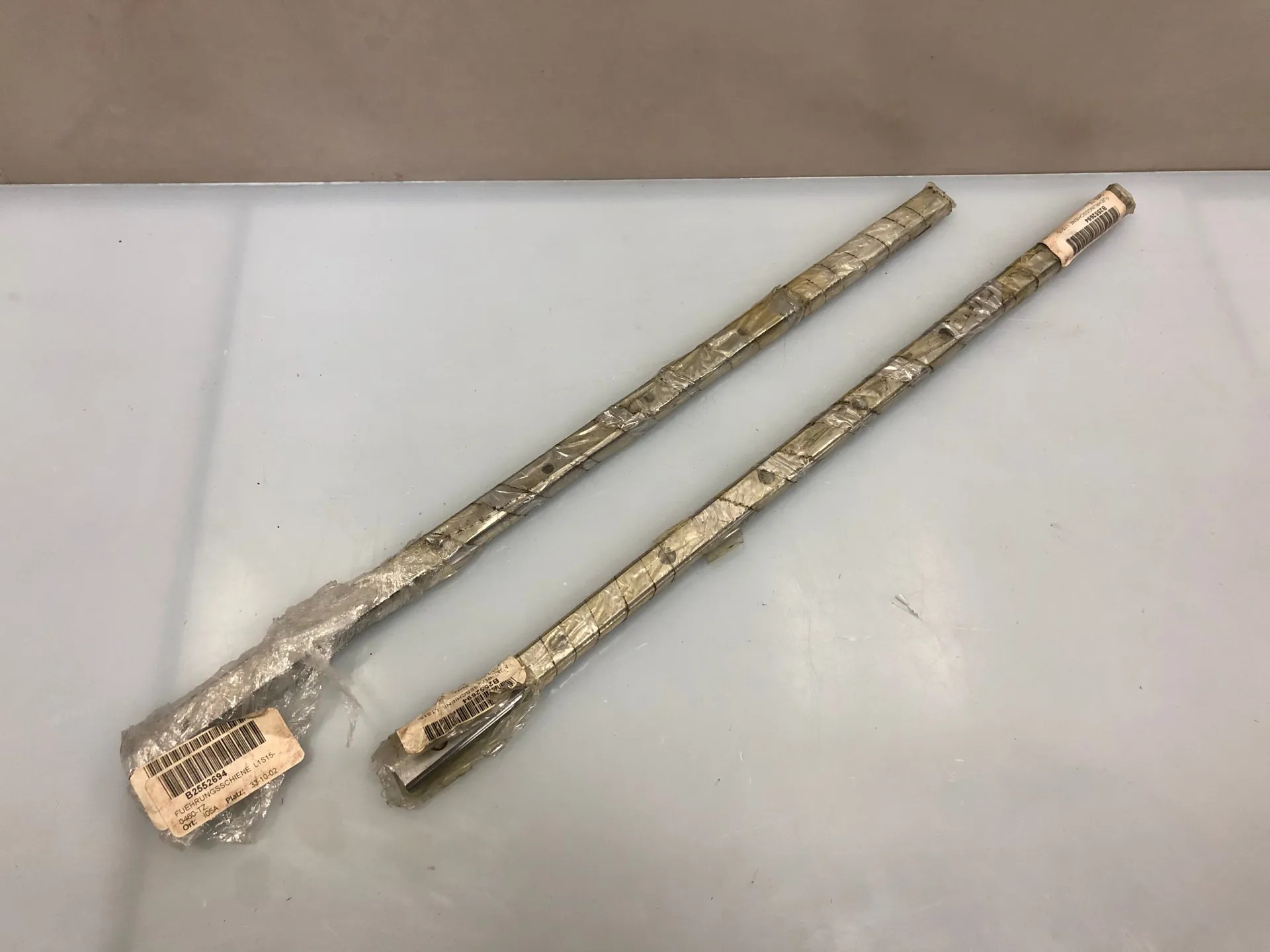 NSK L1S15-0460-TZ LS15 Linear Guide Rail – 460mm Precision Rail - Thumbnail 2