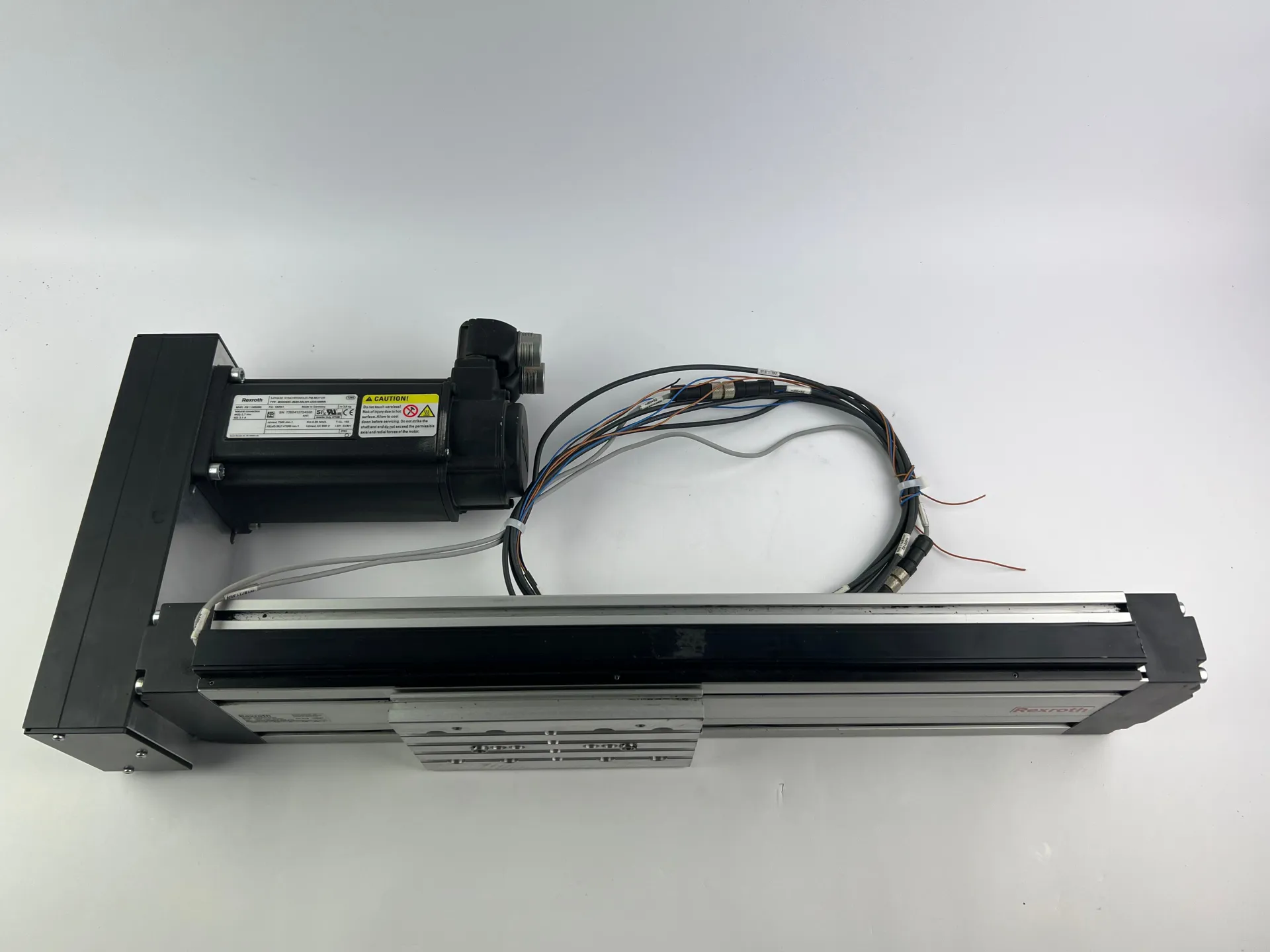 Rexroth R030513265 CKK-110-NNG1 Compact Module + R911306060 MSK040C-0600-NN-M1-UG0-NNNN Motor + 2 Cables + 2 Sensors - Thumbnail 5