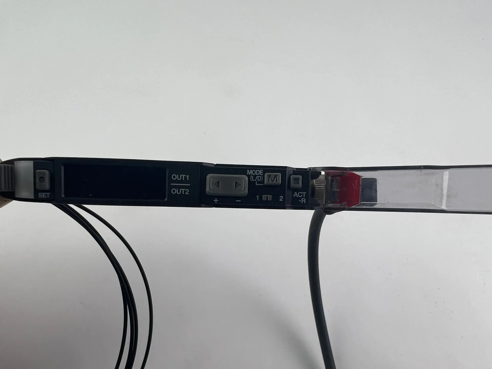 Keyence FS-N41C Fiber Optic Sensor + 2x FU-52TZ Heads with 2.5m Cable - Thumbnail 4