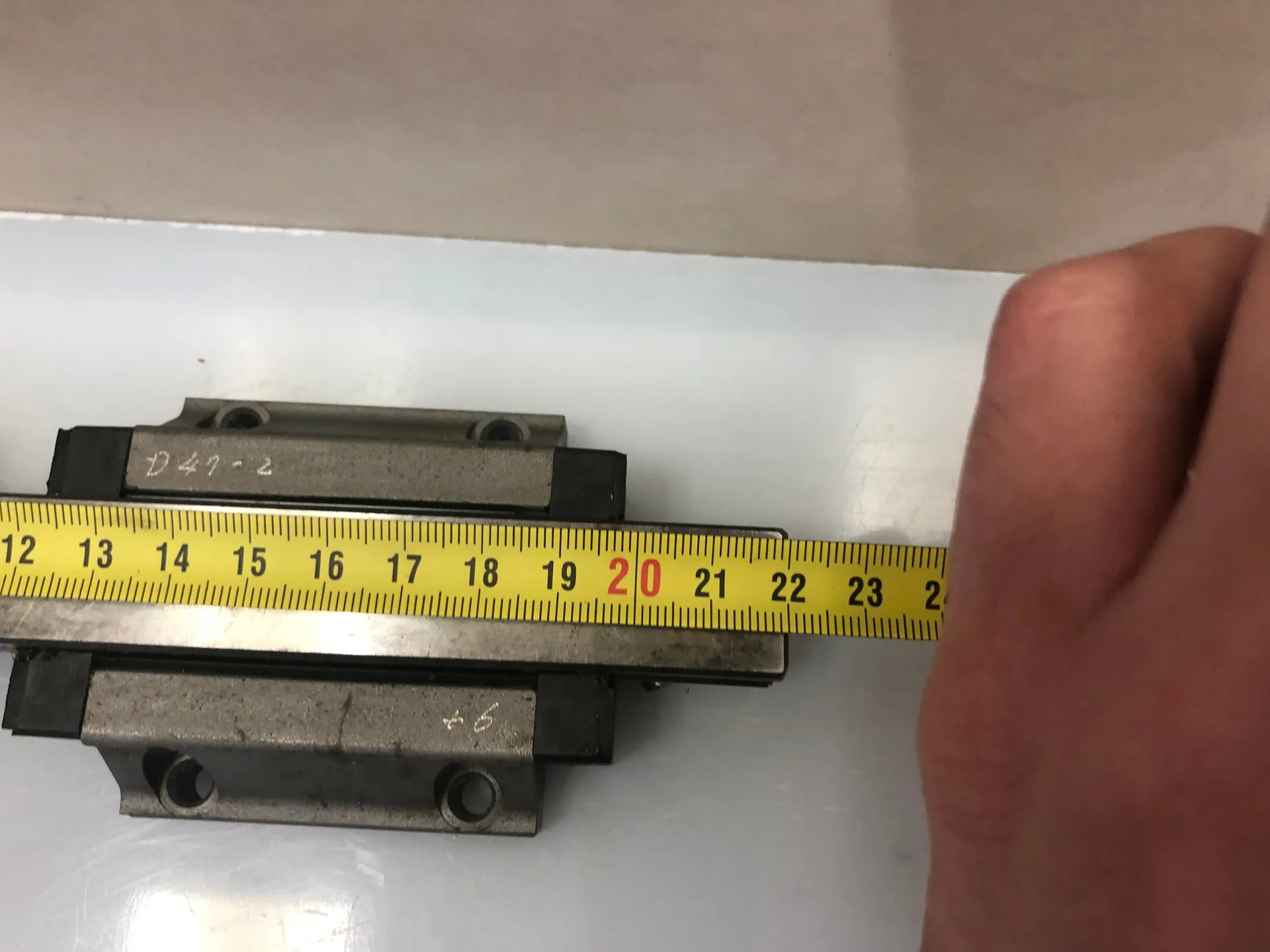 THK SHS20 Linear Guide – 2 SHS20 Bearing Blocks with 220mm Rail - Thumbnail 3